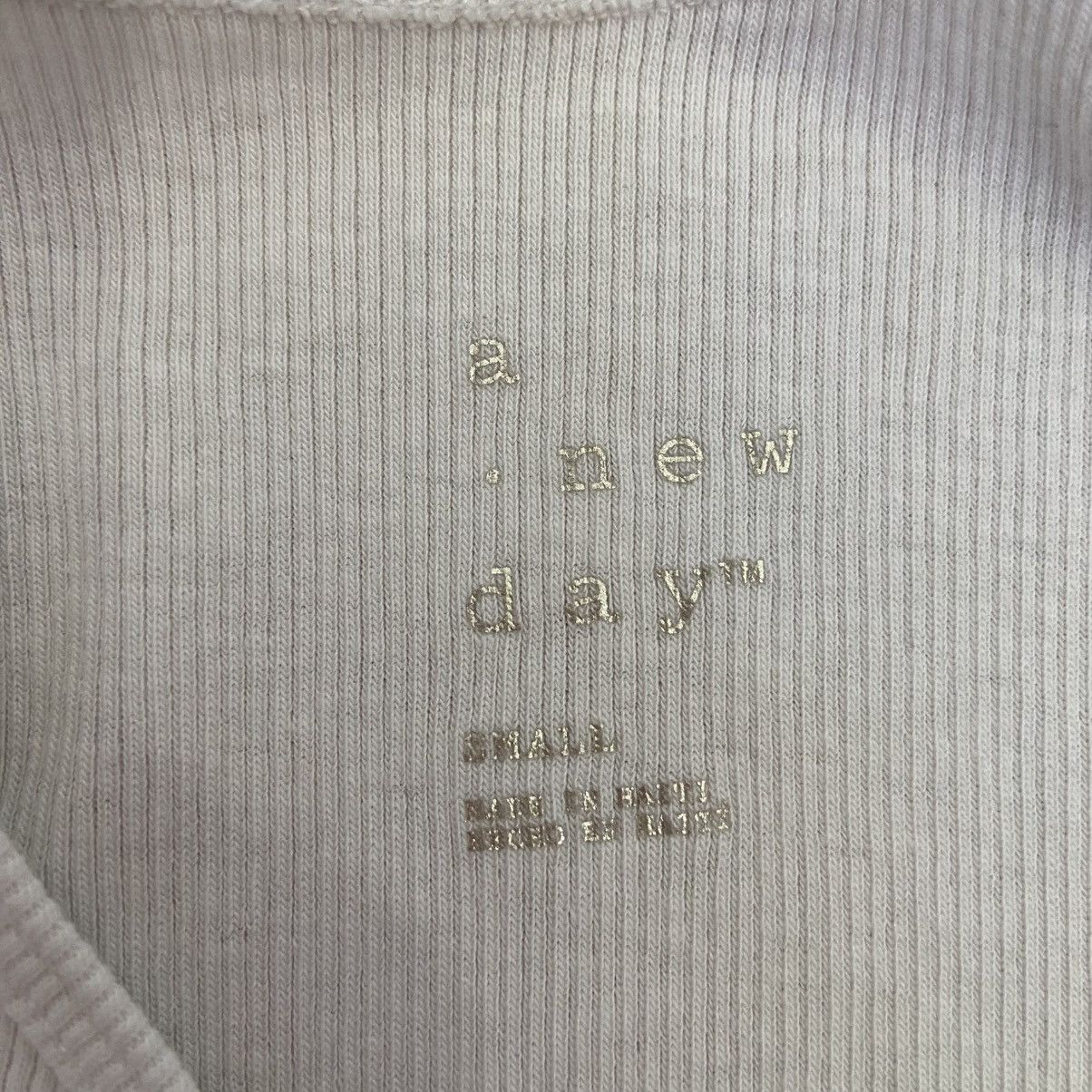 Vintage A New Day White Ribbed Tank Top Women’s Small Size S / US 4 / IT 40 - 5 Thumbnail