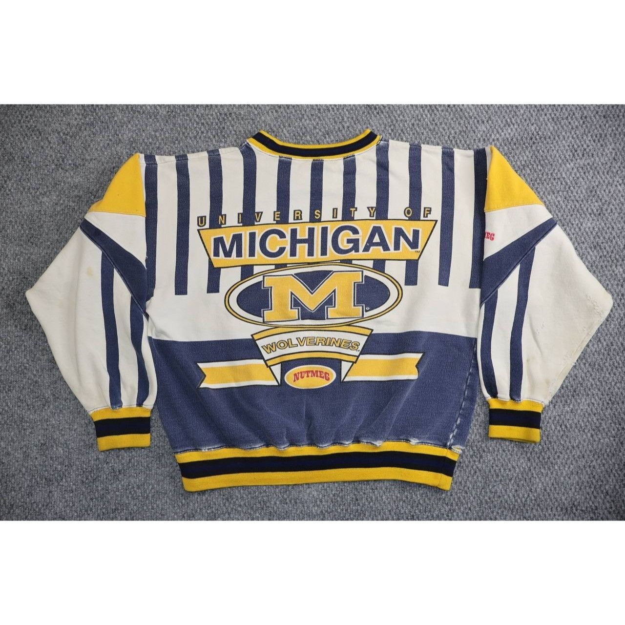 Nutmeg Vtg 90s Nutmeg Mills Michigan Wolverines Sweatshirt L Size US L / EU 52-54 / 3 - 13 Thumbnail