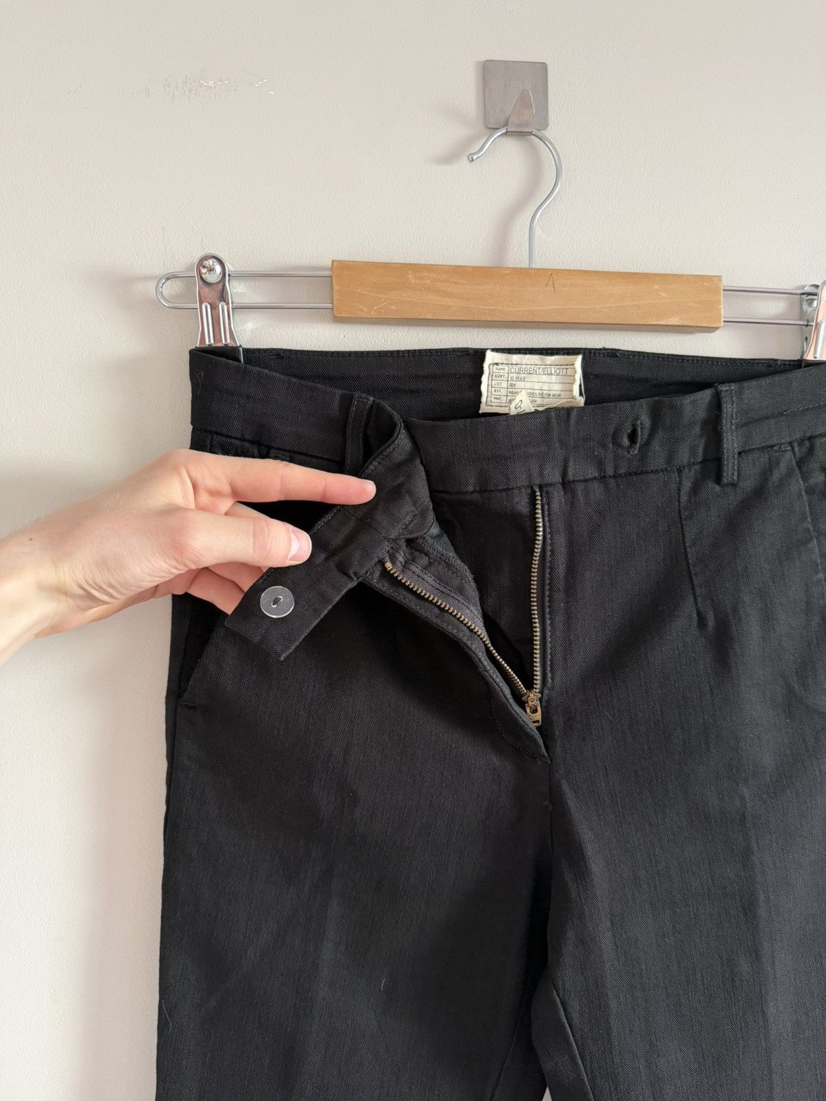 Current/Elliot Current/Elliott Black Flared Trousers High Rise Size 27" / US 4 / IT 40 - 3 Thumbnail