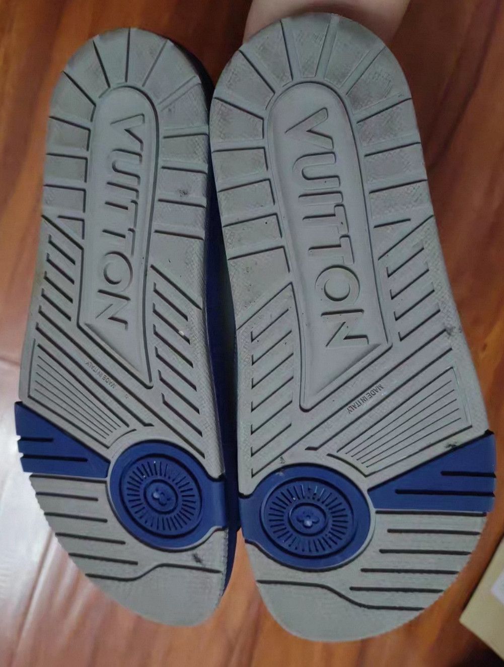 Louis Vuitton Louis Vuitton Trainer wear-resistant slipper Size US 10 / EU 43 - 5 Thumbnail