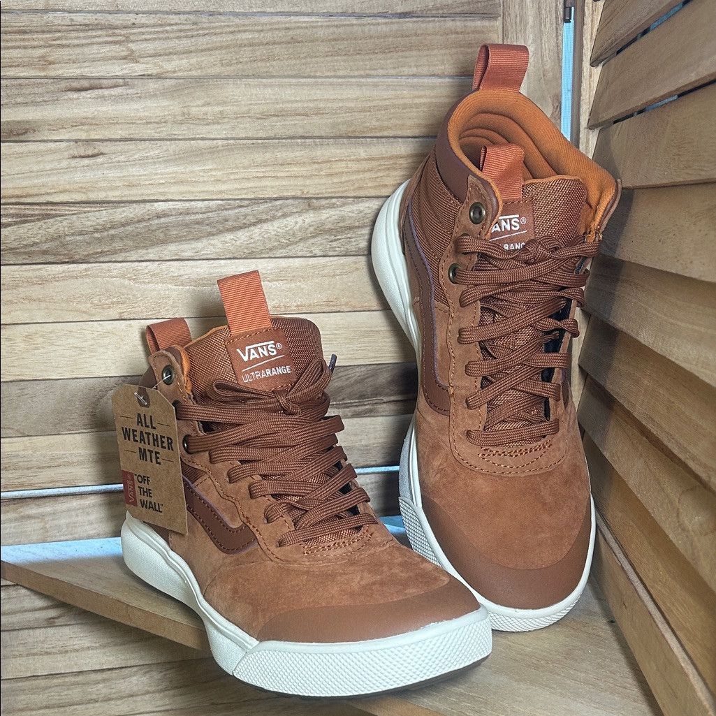 NWT Vans All Weather MTE High-Top Sneakers