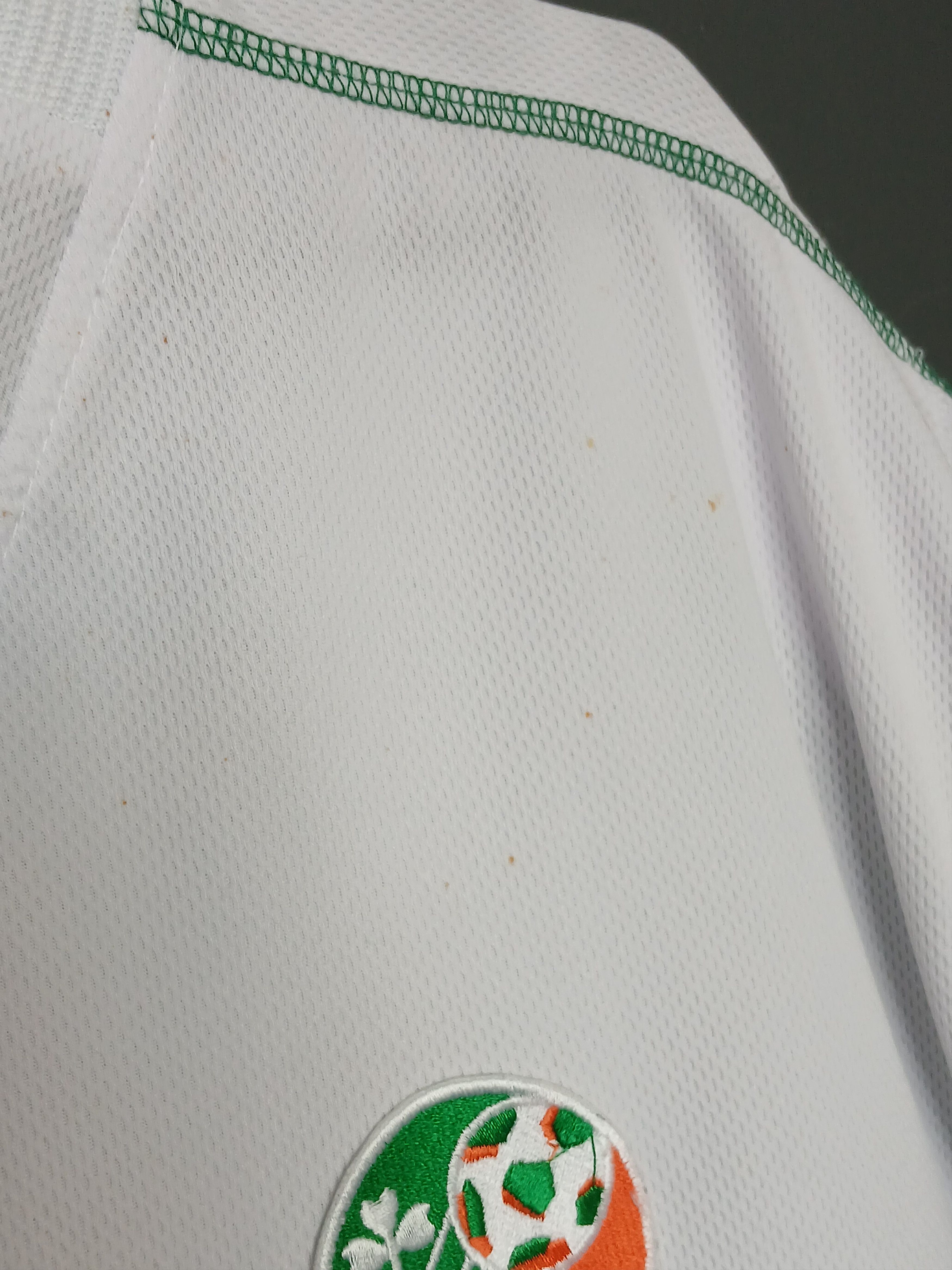 Other Ireland National Team 2001/2002 Away Football Jersey T-Shirt Size US L / EU 52-54 / 3 - 12 Thumbnail