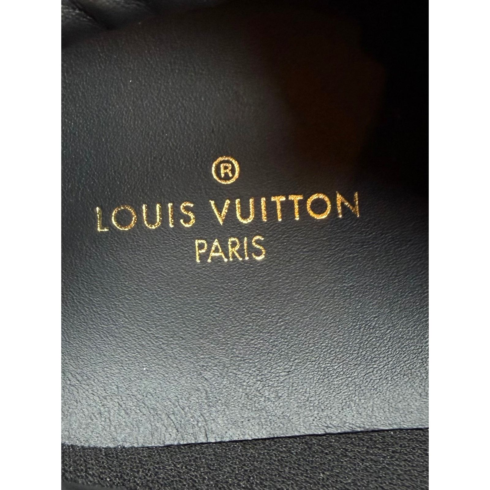 Louis Vuitton Size 8LV/9US - Louis Vuitton Luxembourg Black NEW Size US 9 / IT 39 - 10 Thumbnail