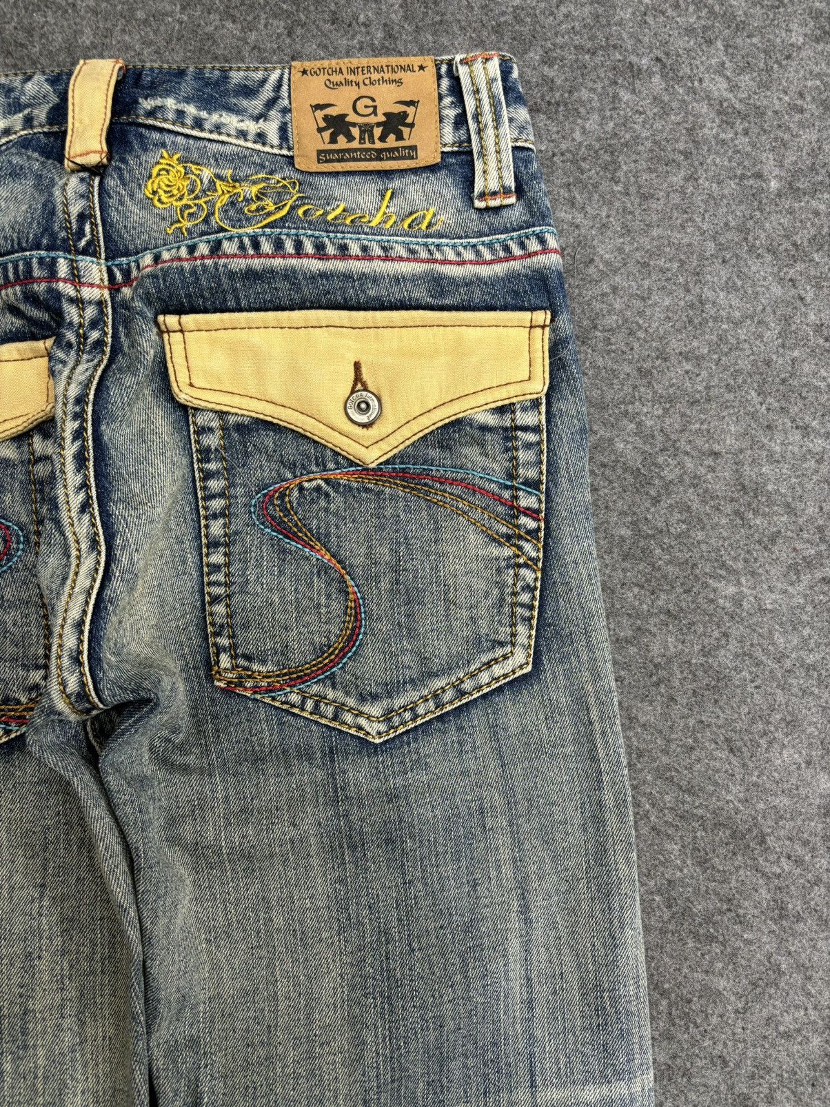 Gotcha 💥Twisted Leg💥Rare Gotcha Distressed Twist Leg Denim F537 Size US 30 / EU 46 - 13 Thumbnail