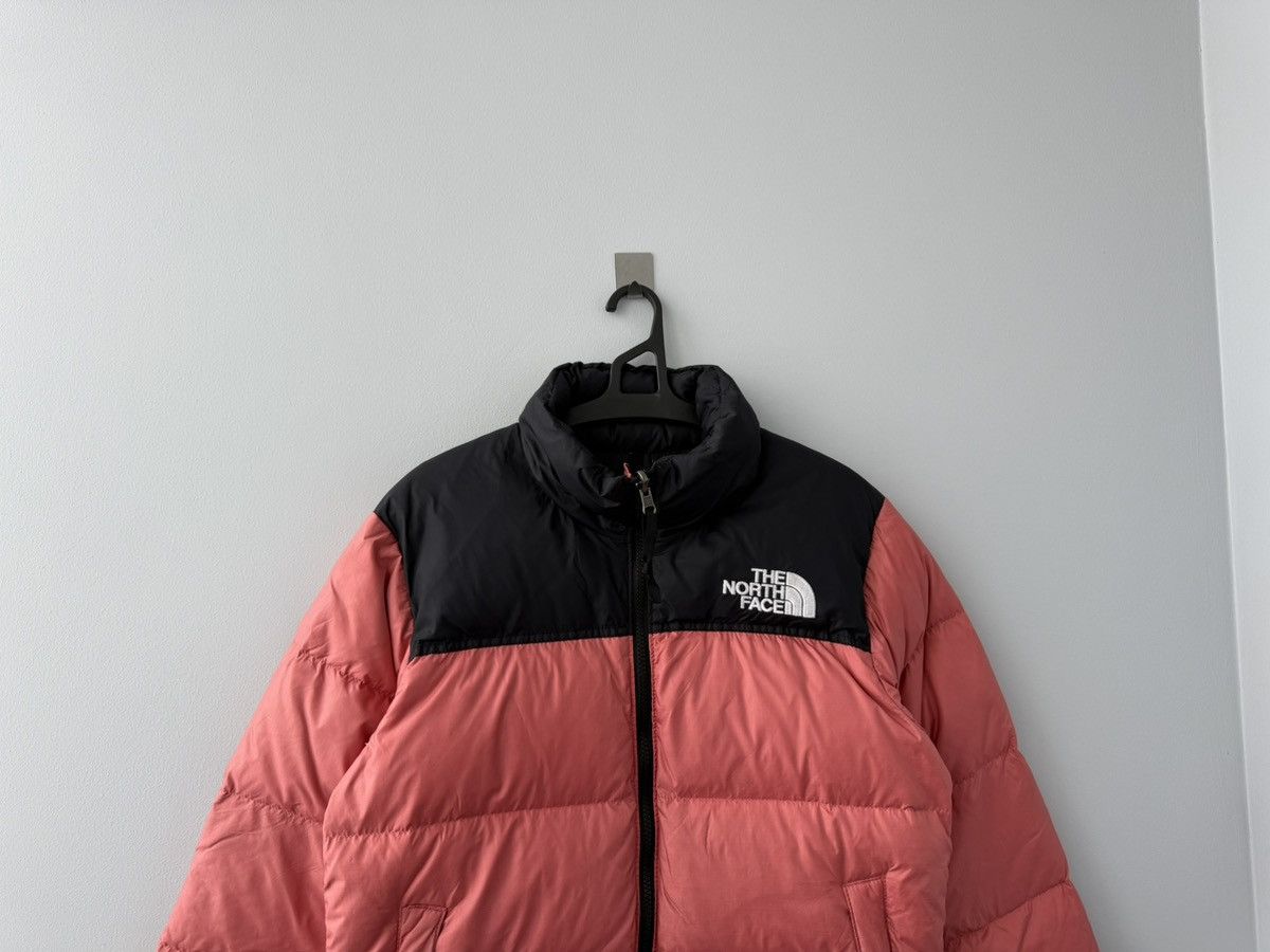 The North Face The North Face Nuptse 700 Down Jacket Size S / US 4 / IT 40 - 2 Thumbnail