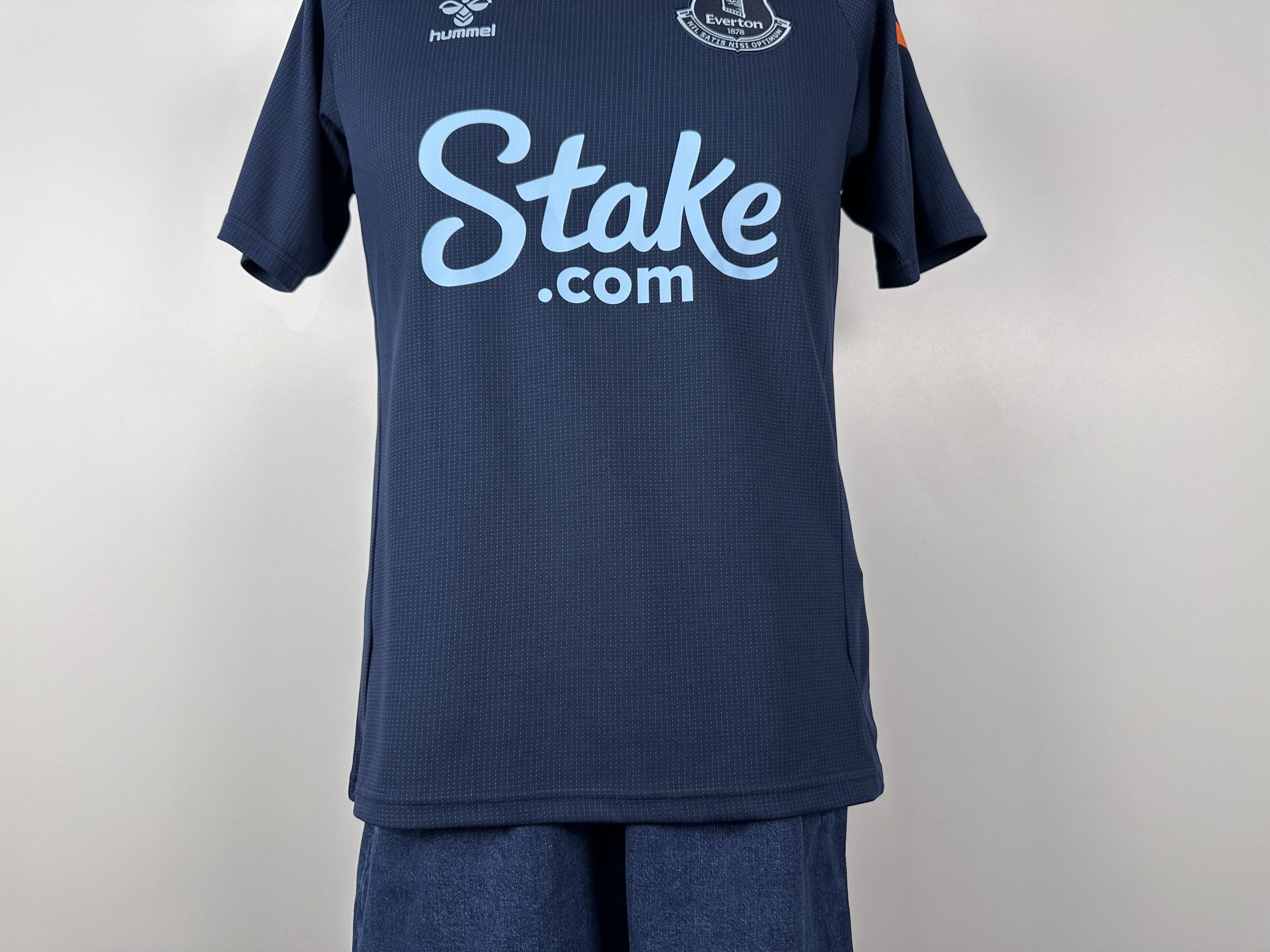 Hummel Everton 2022 2023 FOOTBALL SHIRT SOCCER JERSEY HUMMEL Sz S Size US S / EU 44-46 / 1 - 5 Thumbnail