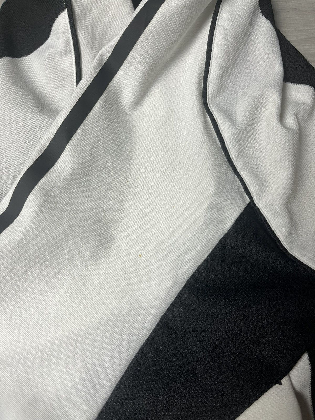 Adidas Adidas Newcastle united away shirt 2005/07 size XLarge Size US XL / EU 56 / 4 - 7 Thumbnail