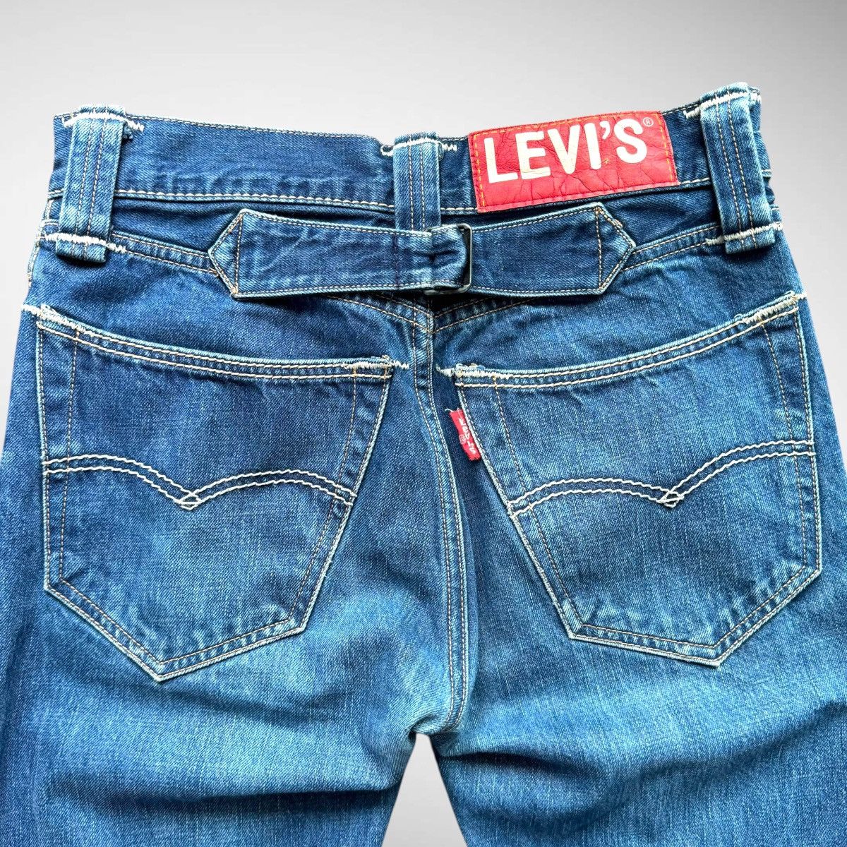 Levi's INSANE 1 of 1 Red Tab Levi’s engineered jeans buckleback y2k Size US 31 - 1 Thumbnail