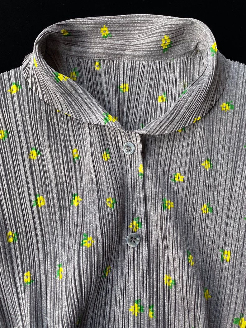 Issey Miyake Issey Miyake size:3 A long-sleeved cardigan with grey retr Size M / US 6-8 / IT 42-44 - 1 Thumbnail