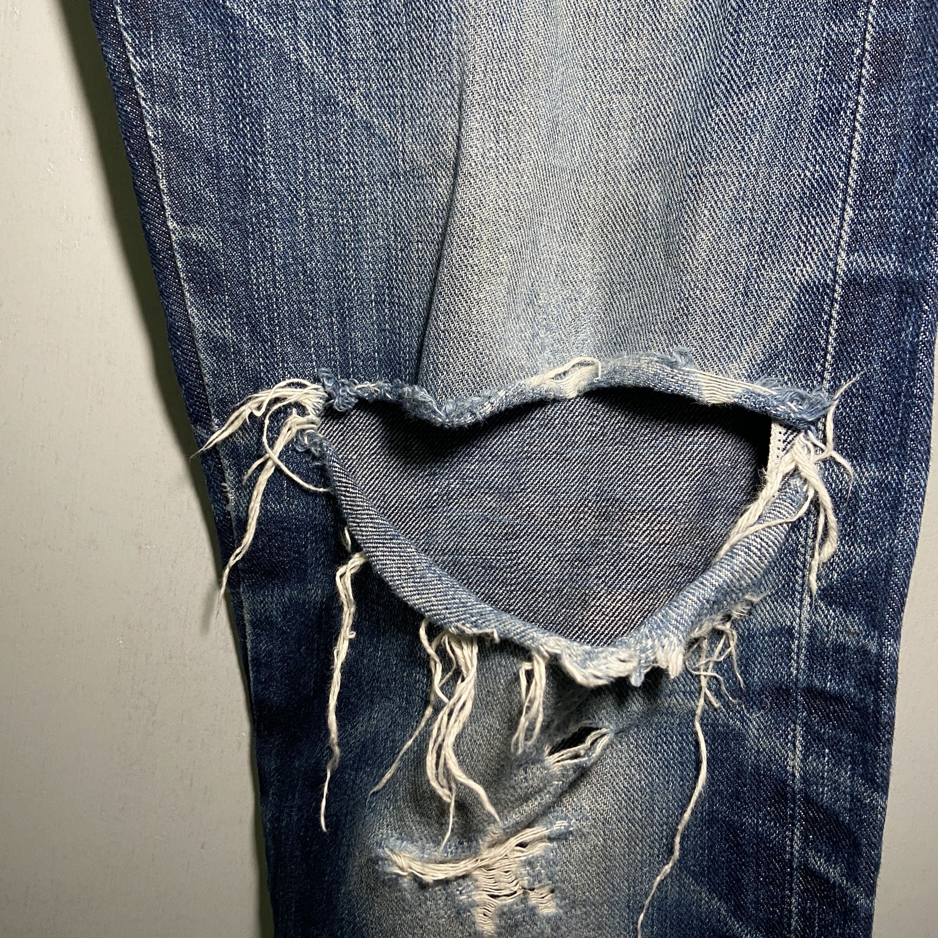 Naked & Famous Naked & Famous Selvedge Distressed Jeans Size US 32 / EU 48 - 12 Thumbnail