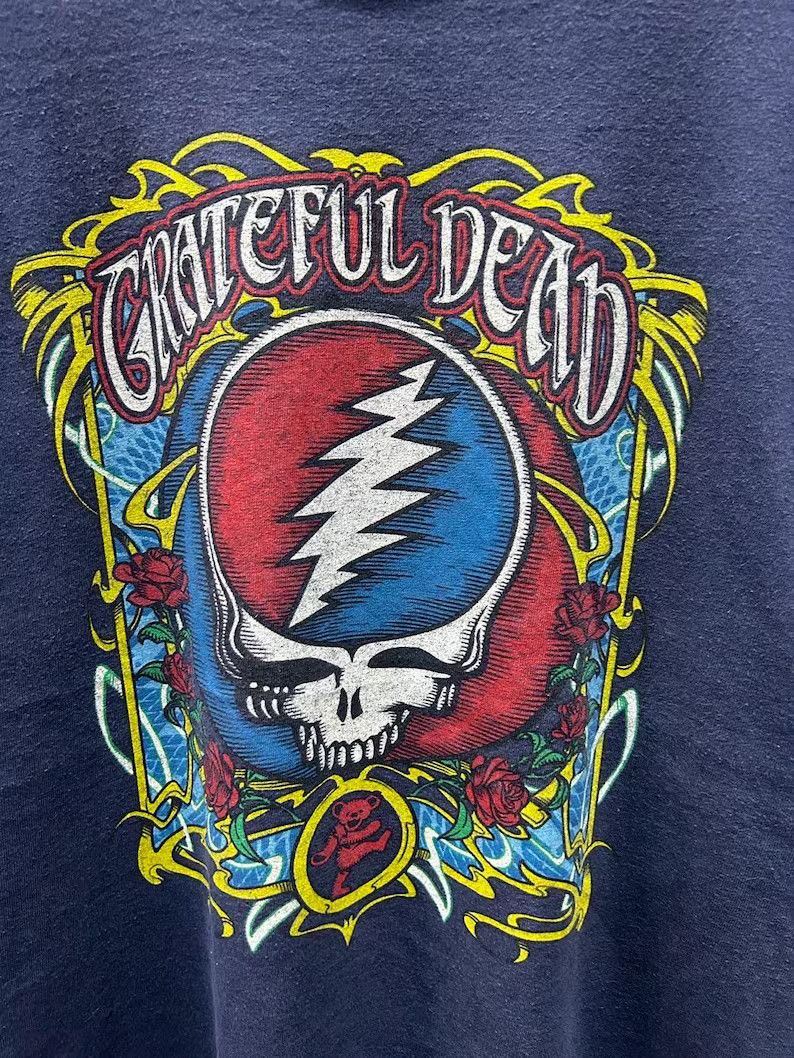 Vintage Vintage 2000s Grateful Dead tshirt size XL Size US XL / EU 56 / 4 - 3 Thumbnail