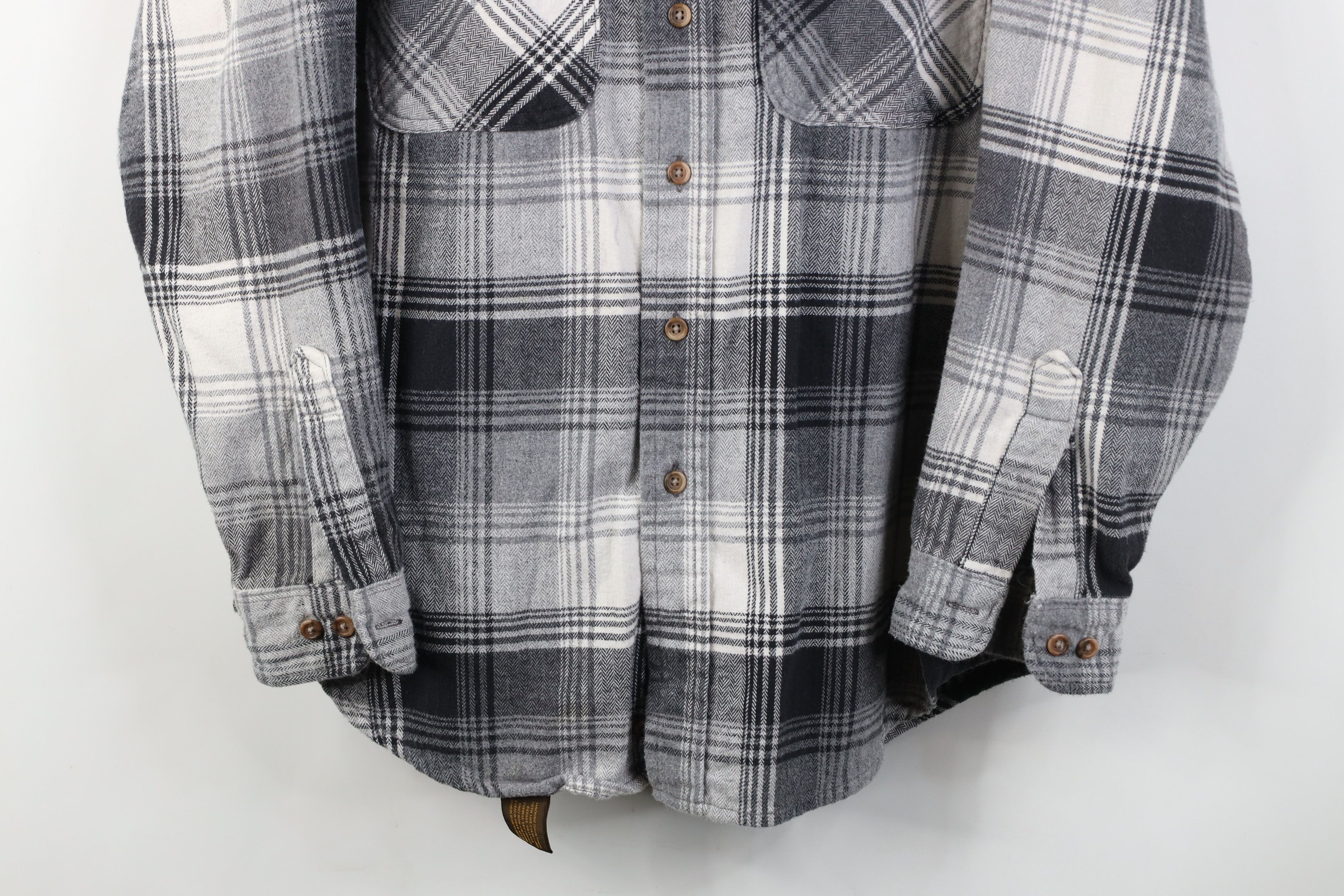 Vintage Vintage 90s Streetwear Heavyweight Button Shirt Plaid Size US L / EU 52-54 / 3 - 3 Thumbnail