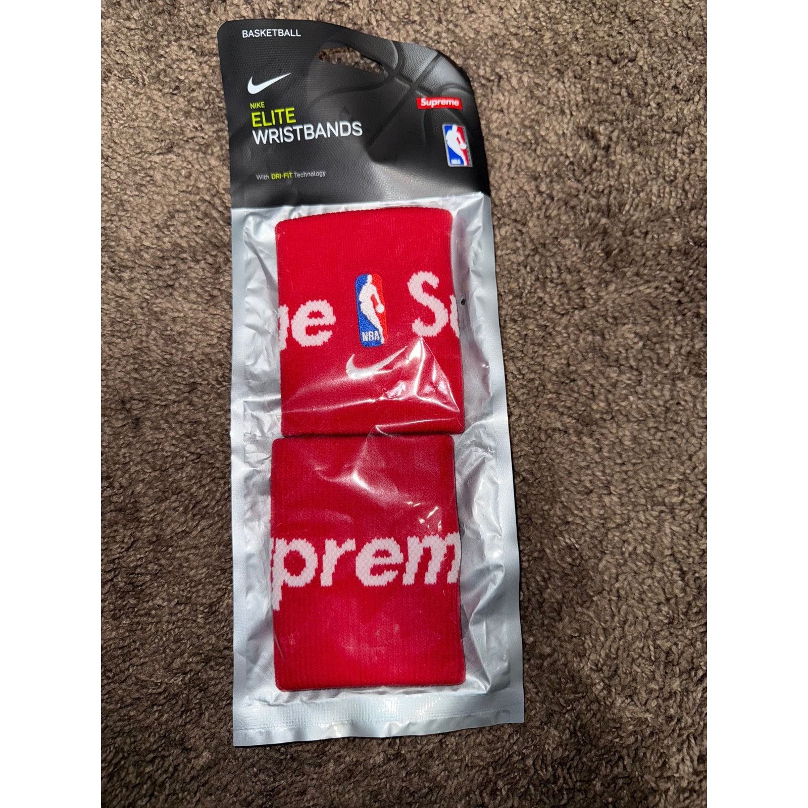 Nike × Supreme SUPREME X NBA X NIKE SHOOTER SLEEVES | Grailed