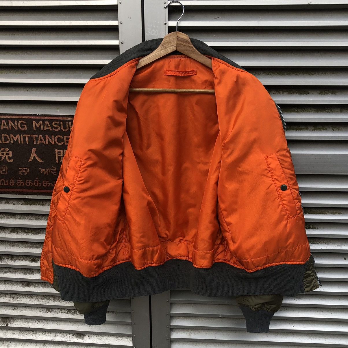 Alpha Industries Alpha Flyer’s Man Intermediate Ma-1 Sun Faded Bomber Jacket Size US L / EU 52-54 / 3 - 4 Thumbnail