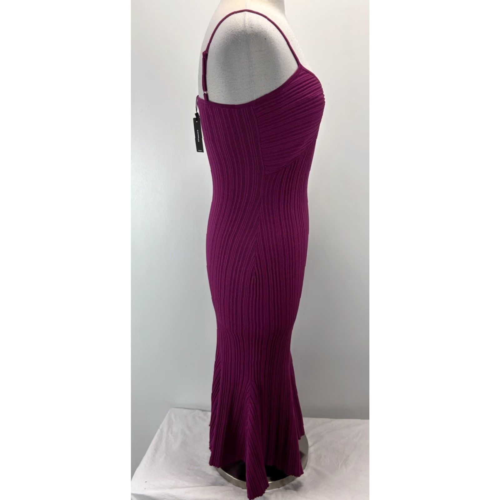 Express Express Ribbed Knit Midi Dress Women’s M Fuchsia Fishtail Bodycon Stretch Size M / US 6-8 / IT 42-44 - 4 Thumbnail