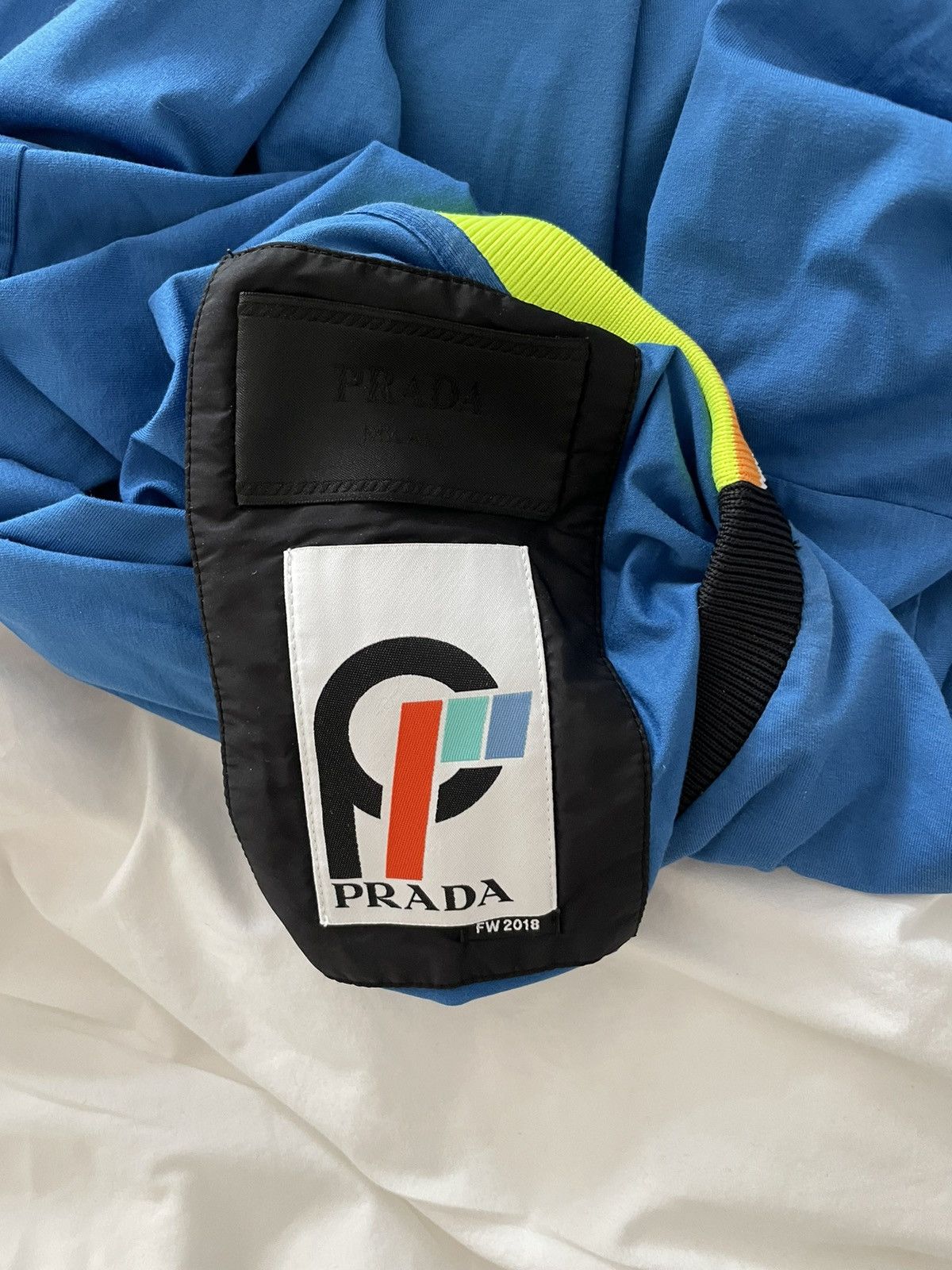 Prada Prada t-shirt Size US S / EU 44-46 / 1 - 3 Thumbnail