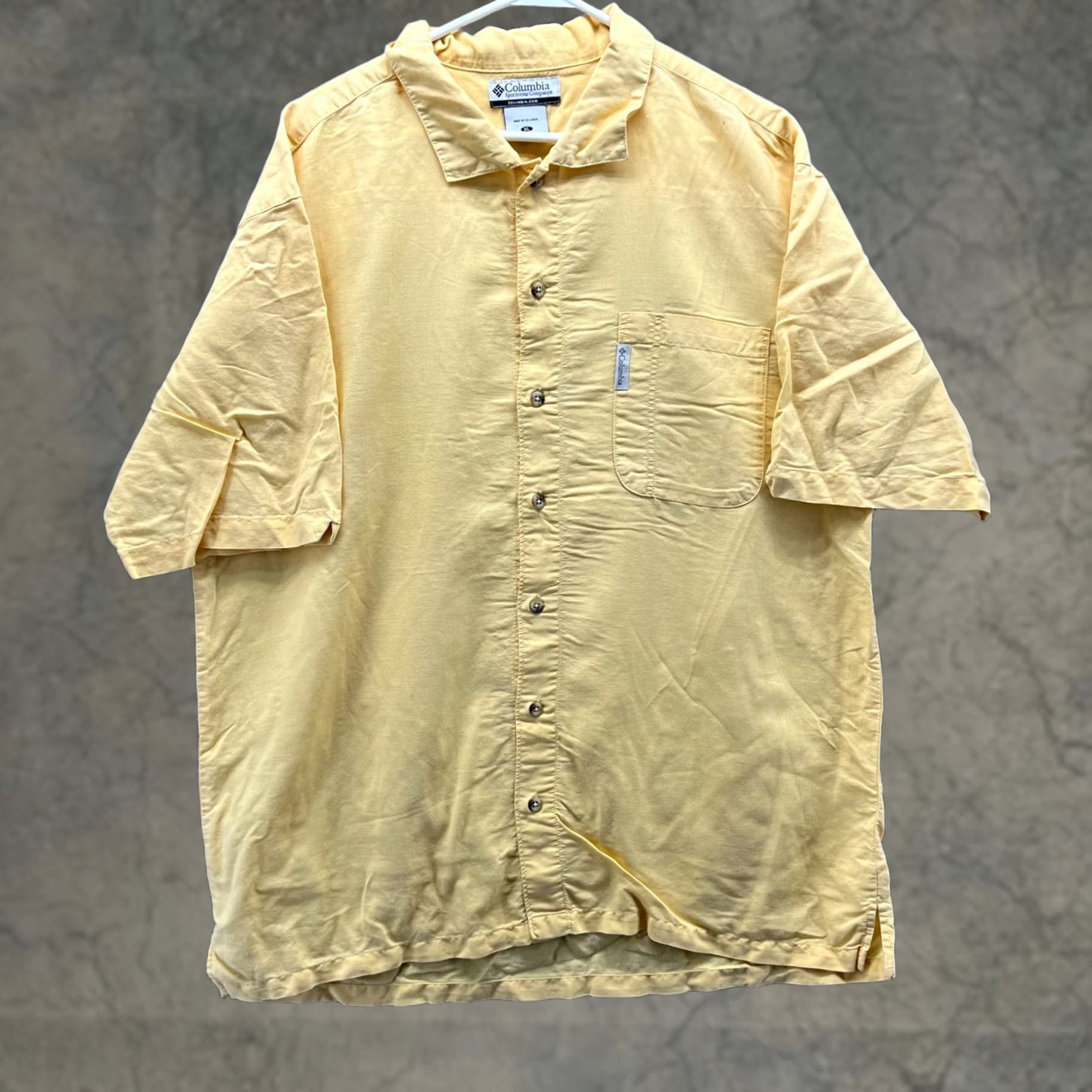 Vintage Columbia Shirt Mens XL Yellow Button-Down Short Sleeve Hawaiian Fishing Cotton Regular Size US XL / EU 56 / 4 - 1 Thumbnail