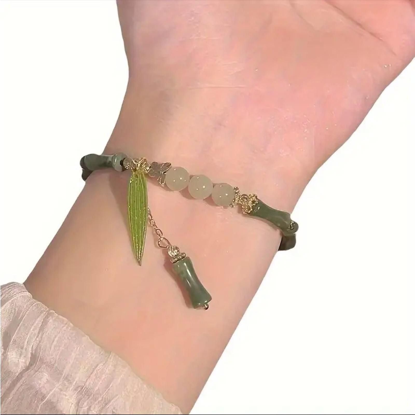 Designer Bamboo Style Vintage Inspired Bracelet in Green Size ONE SIZE - 2 Thumbnail