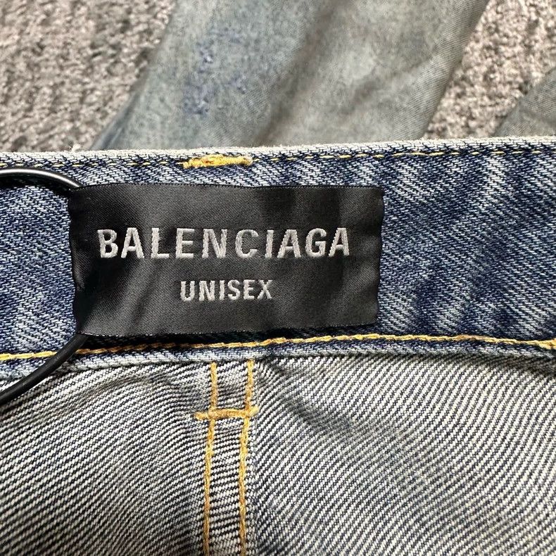 Balenciaga Balenciaga size M A hole to make old denim trousers Size US 27 - 3 Thumbnail