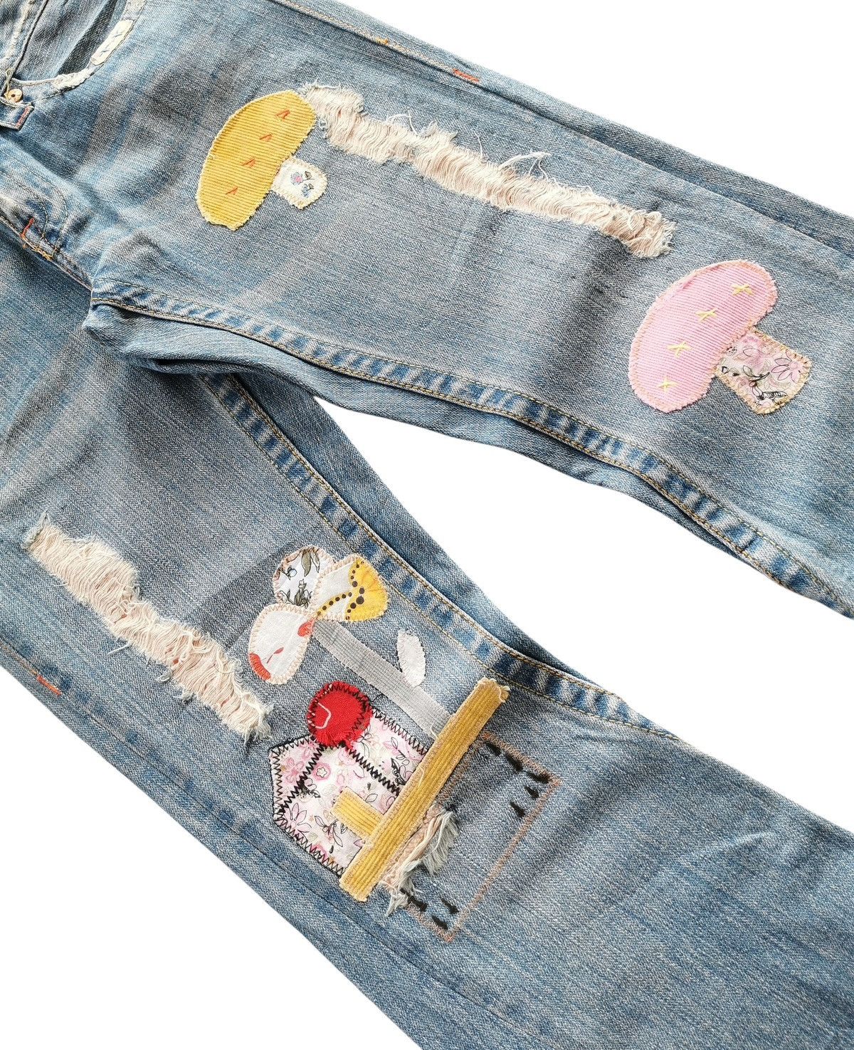 True Religion True Religion Cropped Flare Patchwork Jeans Size US 31 - 7 Thumbnail