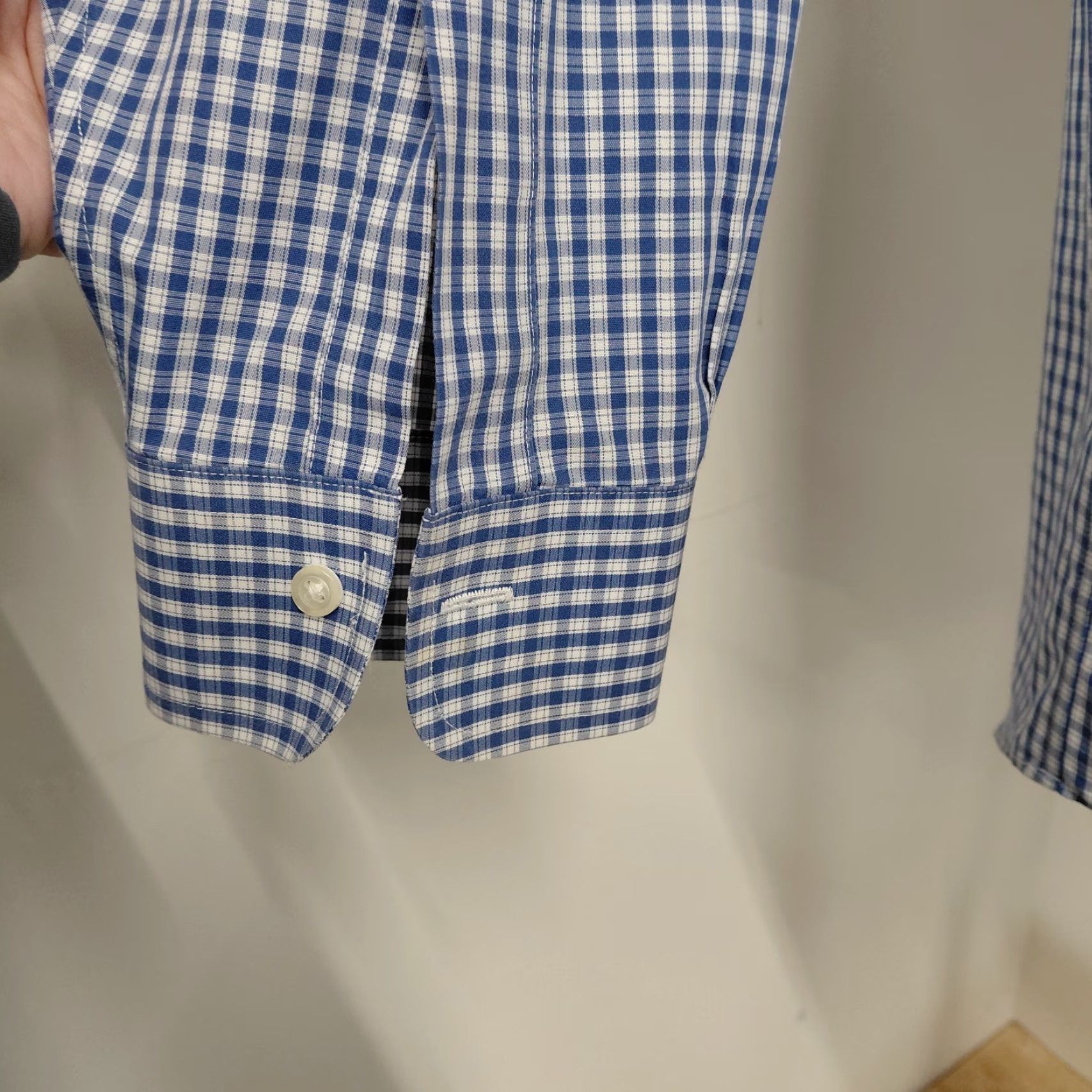 Brooks Brothers Brooks Brothers Madison Shirt Mens 15.5 34 Medium Blue Non Iron Button-Down Size US L / EU 52-54 / 3 - 5 Thumbnail