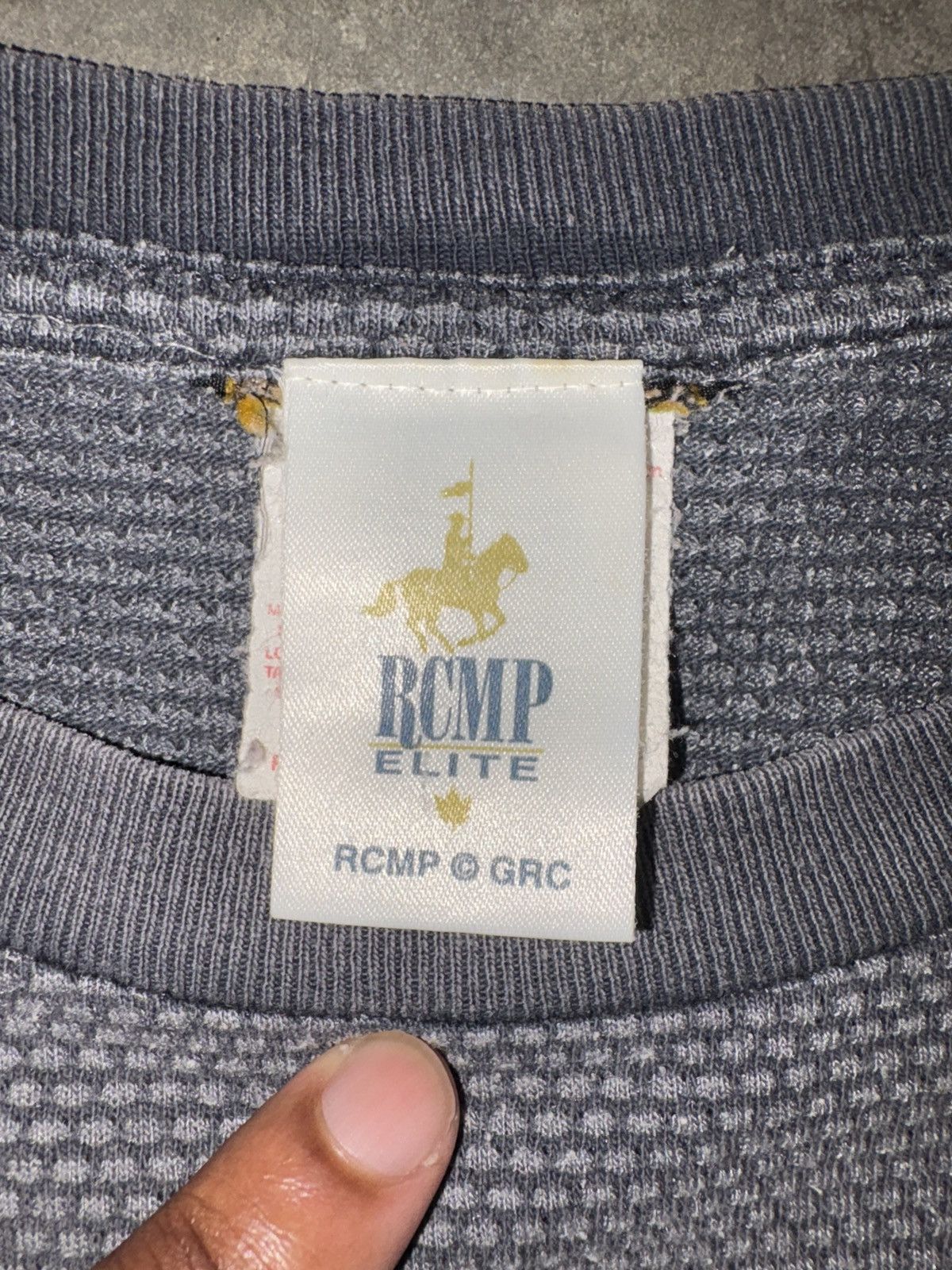 Vintage Vtg Canada RCMP t shirt Sz XL Size US XL / EU 56 / 4 - 6 Thumbnail