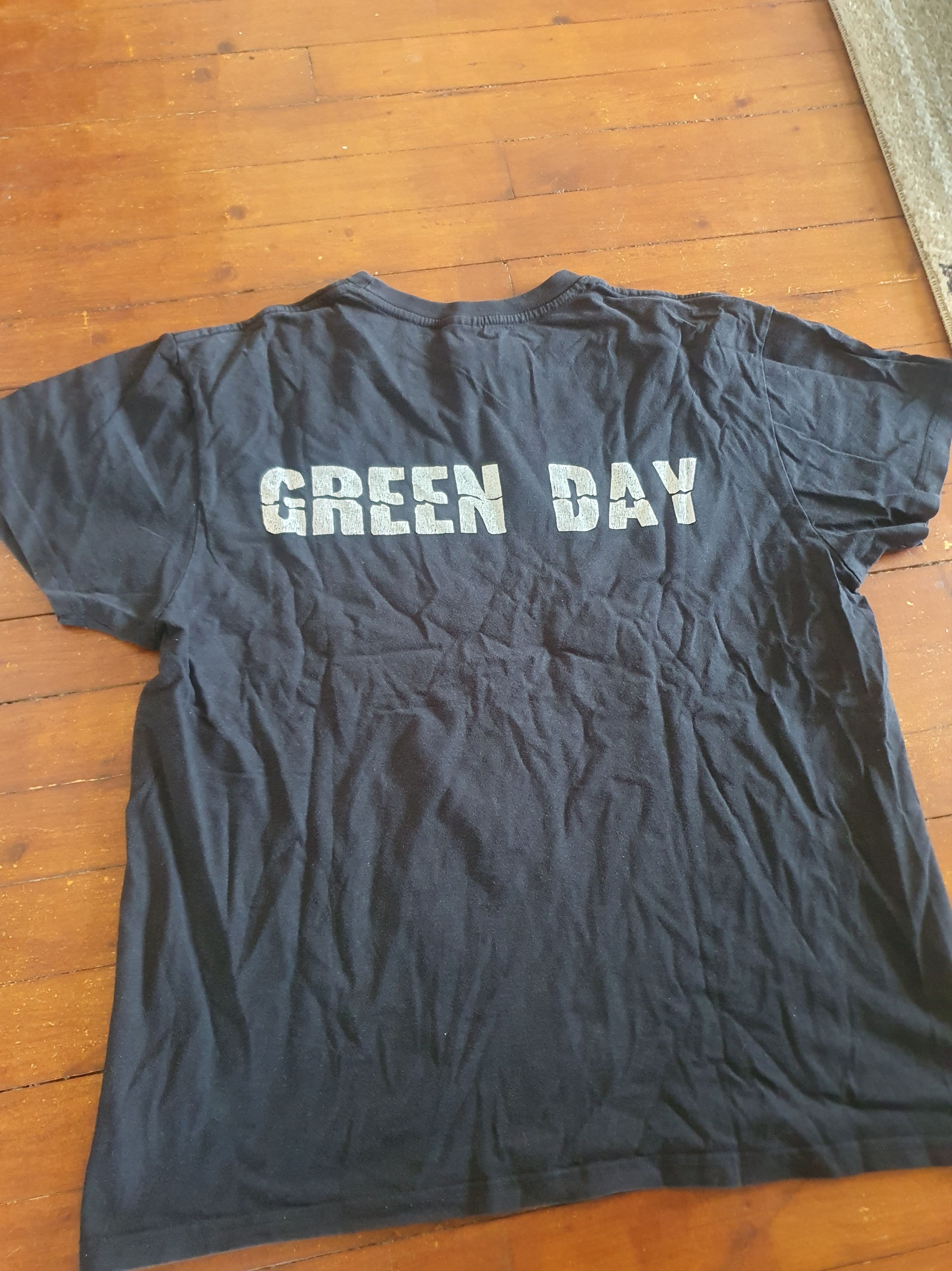 Band Tees Green Day American Idiot double sided t-shirt sz L Size US L / EU 52-54 / 3 - 2 Thumbnail