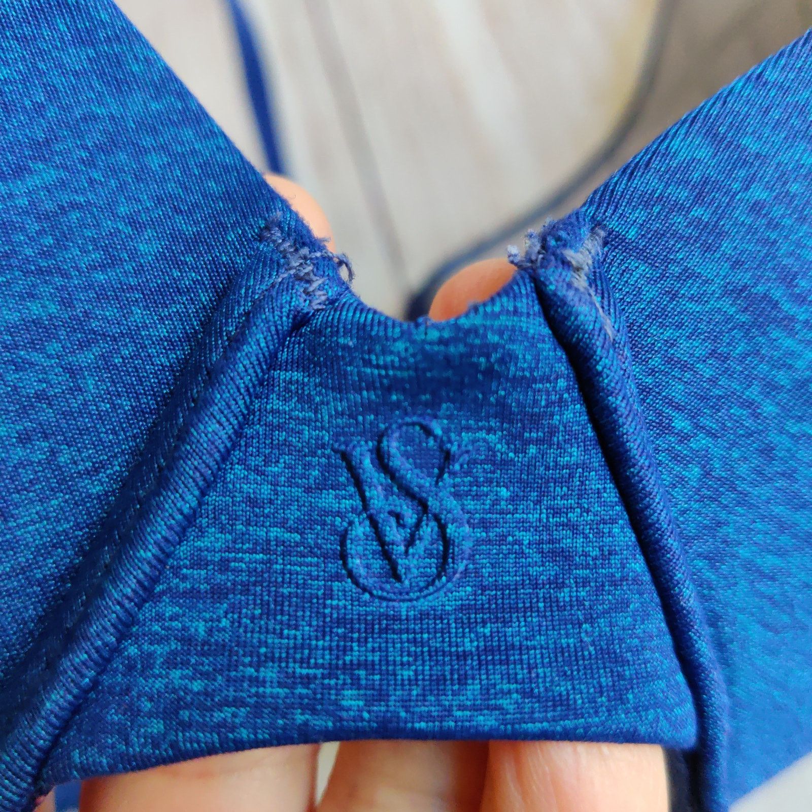 Victoria's Secret Victoria's Secret Uplift Semi Demi Bra blue sz 32D Size ONE SIZE - 9 Thumbnail