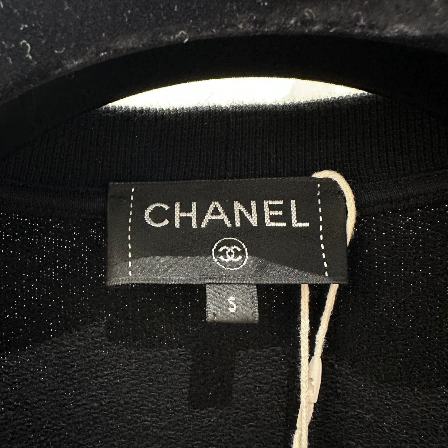 Chanel Chanel Coco Camellia Graffiti Sweatshirt apr230 Size US S / EU 44-46 / 1 - 3 Thumbnail