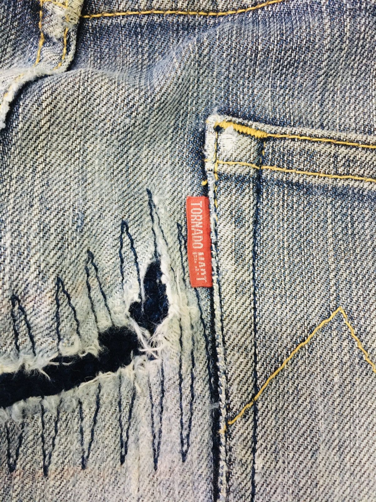 Tornado Mart Tornardo Mart Distressed Flare Jeans (18) Size US 31 - 16 Thumbnail
