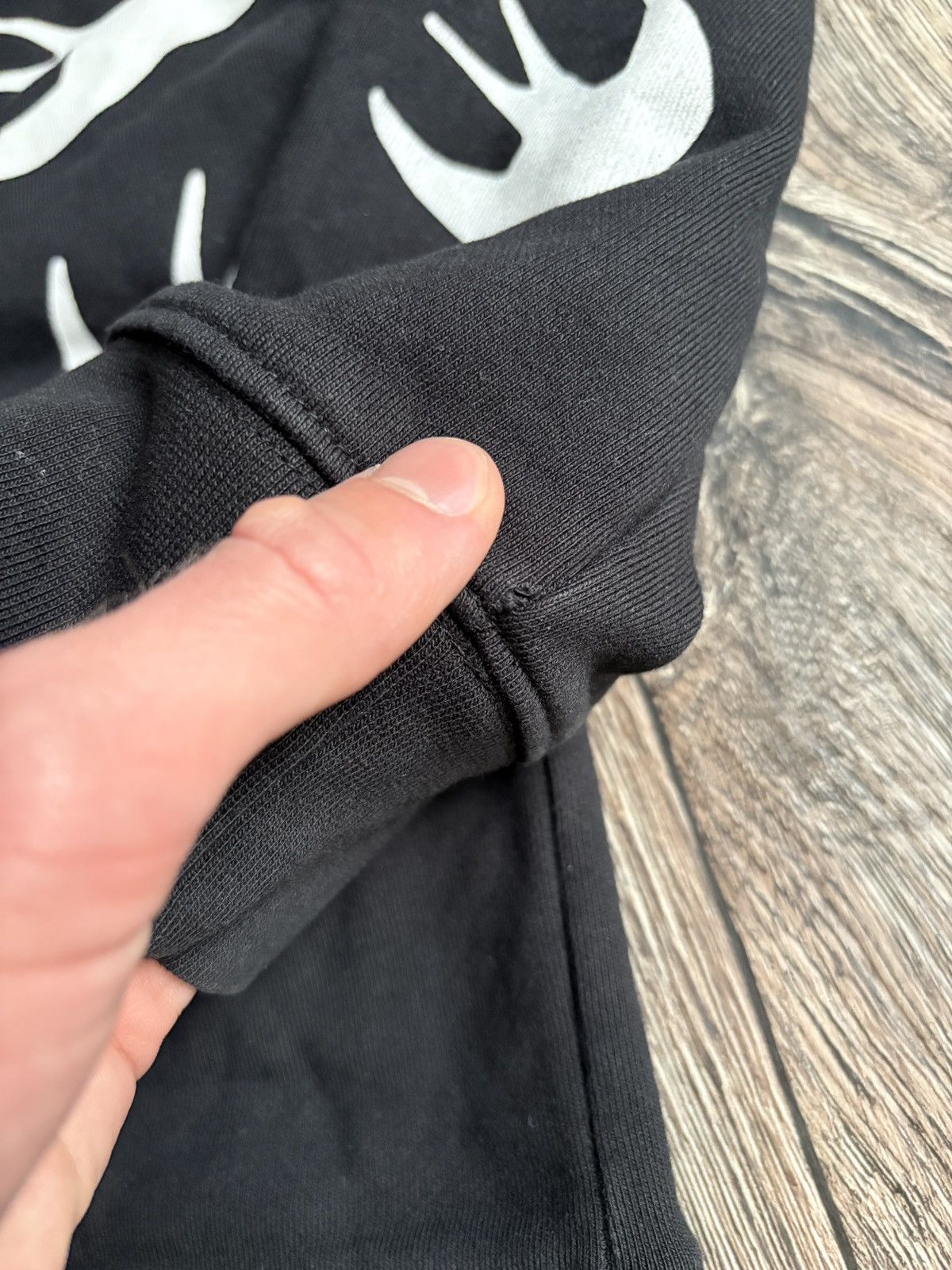 Alexander McQueen Alexander McQueen Swallow Multi Logo Black Designer Hoodie Size US L / EU 52-54 / 3 - 21 Thumbnail