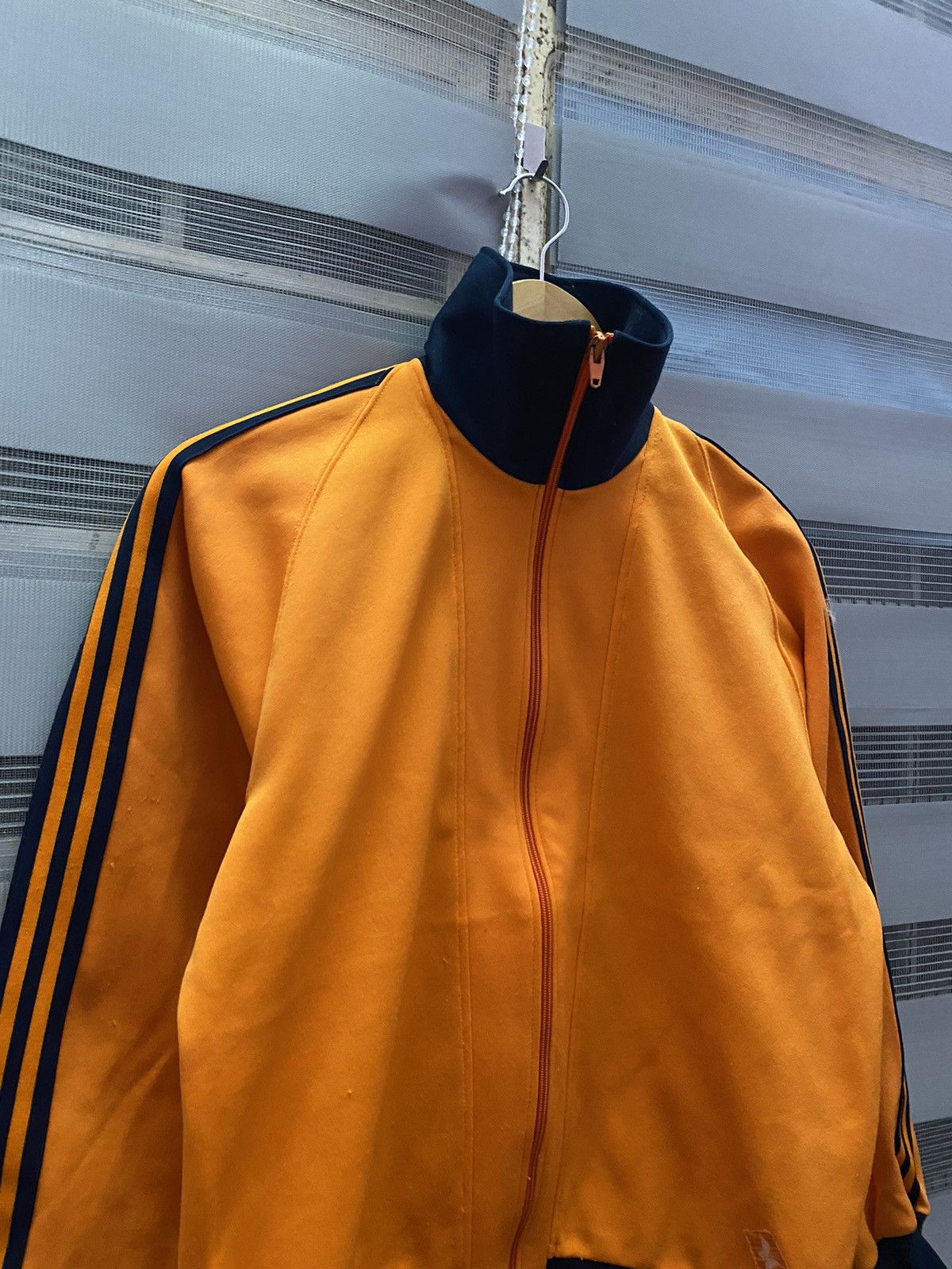 Descente Vintage 90s Descente Full Zipper Tracktop Windbreaker Size US M / EU 48-50 / 2 - 2 Thumbnail