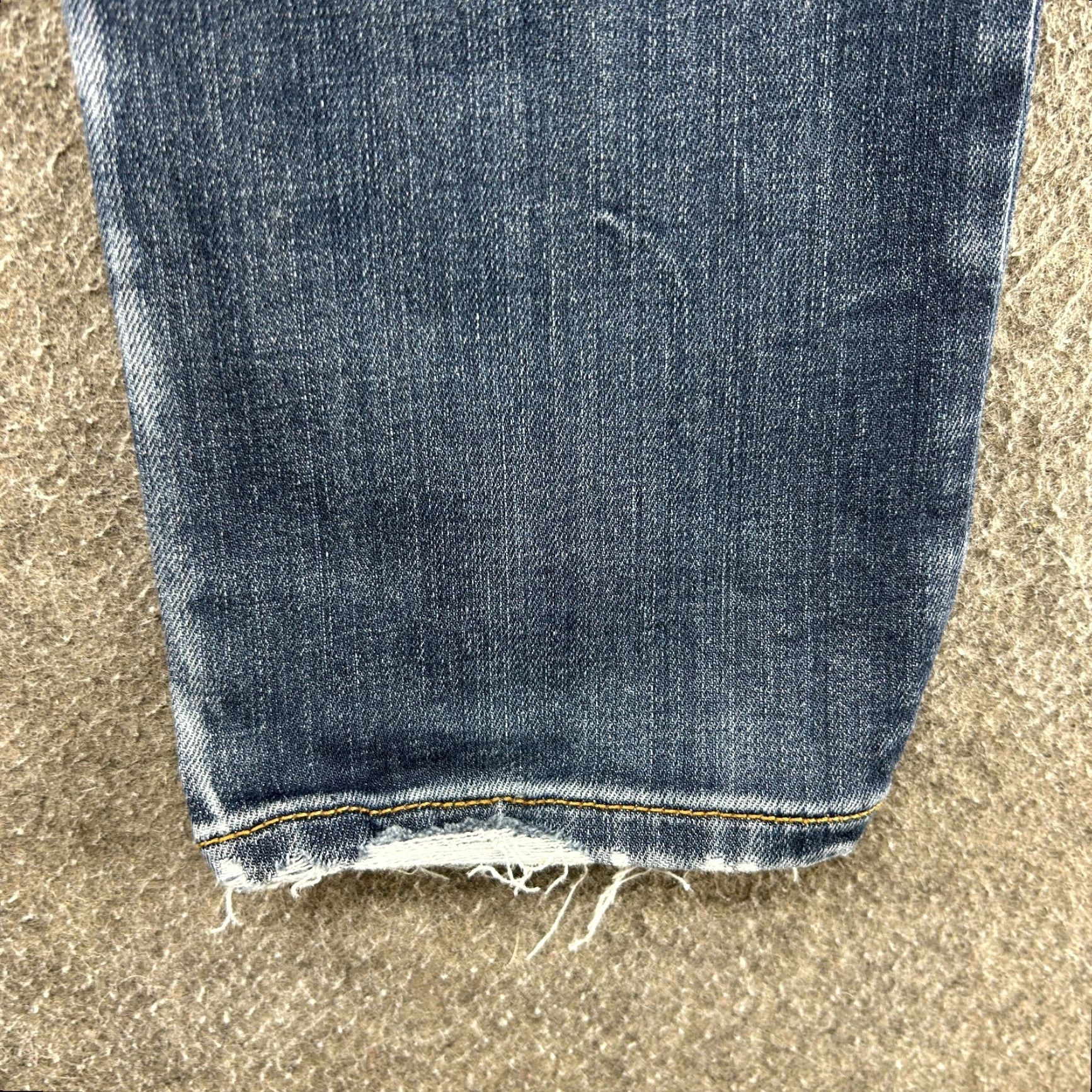 American Eagle Outfitters American Eagle Outfitters Jeans Mens 30x34 Blue Distressed Slim Straight Leg Dark Denim 5-Pocket Distressed Slimming Men Size US 30 / EU 46 - 6 Thumbnail