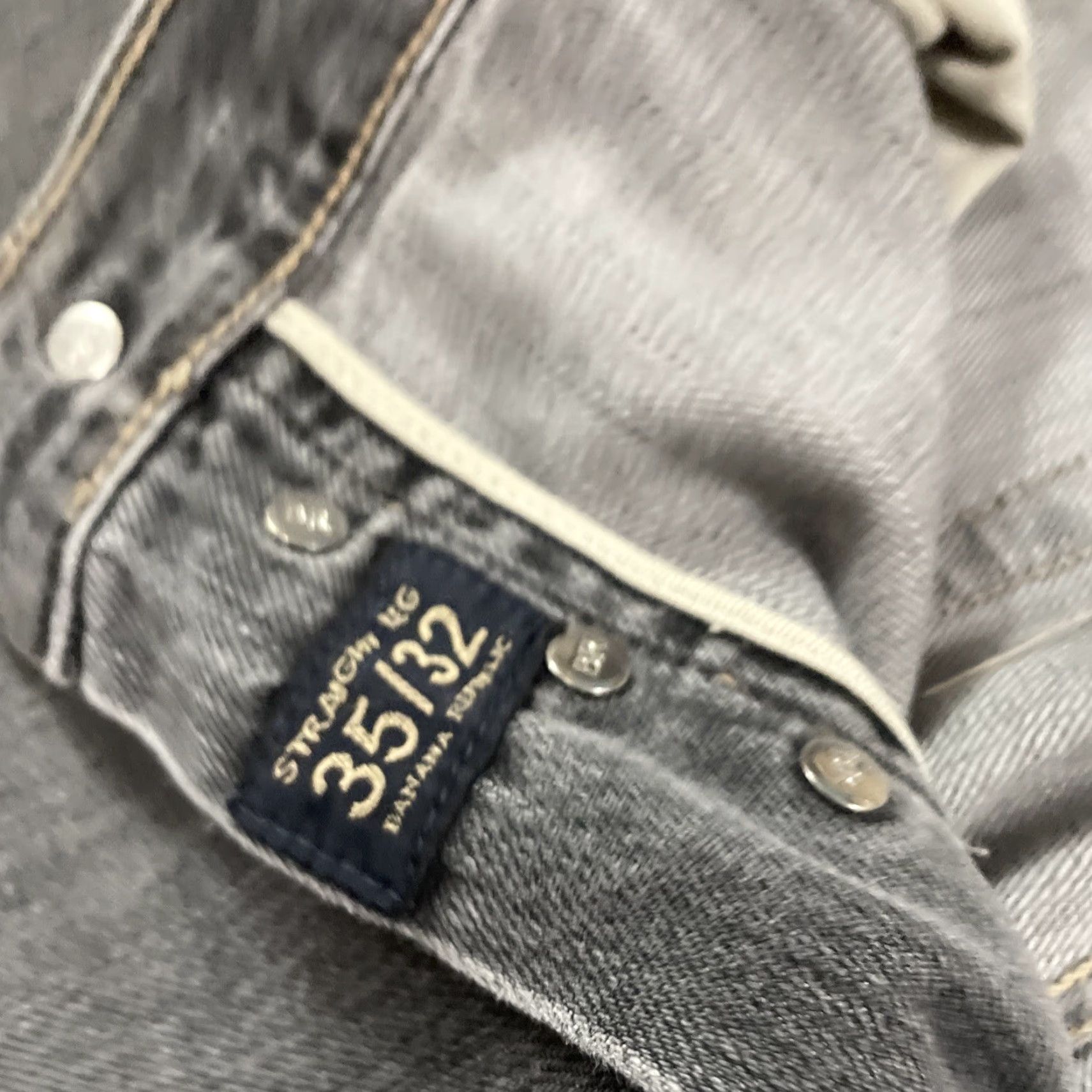 Banana Republic VINTAGE Banana Republic Jeans Men 35x32 Gray Straight Denim 2004 Y2k Paint Distressed 5-Pocket Band: Banana Republic Straight Leg Mens Regular stands Size US 35 - 6 Thumbnail