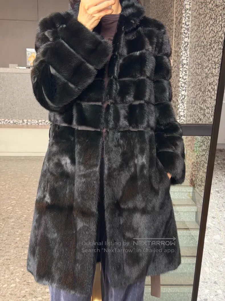 Fendi Fendi Mink coat with black belt style Size M / US 6-8 / IT 42-44 - 8 Thumbnail