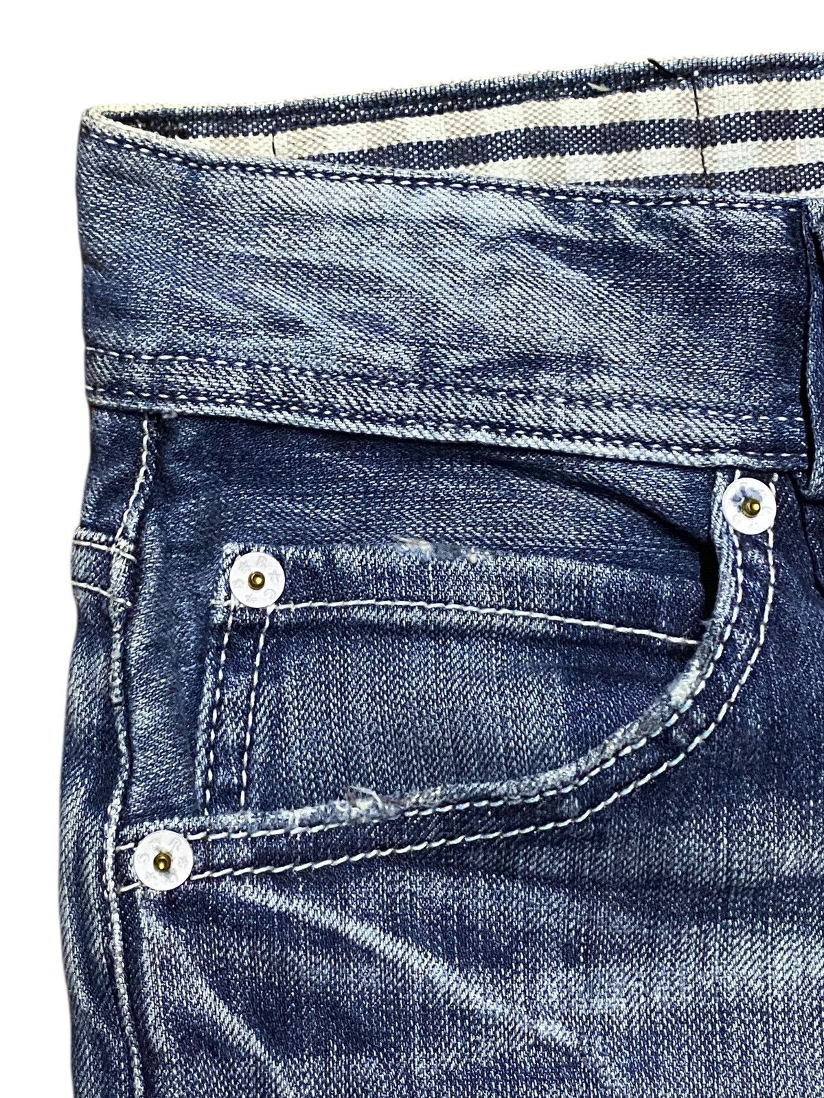 Vintage Vinage Rodeo Crown Japan Distressed Skinny Jeans Size US 30 / EU 46 - 11 Thumbnail