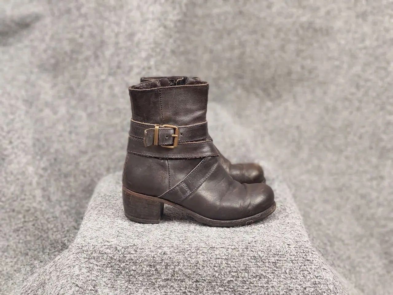 MoMA Moma Handmade Leather Shoes Buckle Wide Width Ankle Boots Size US 5 / IT 35 - 8 Thumbnail