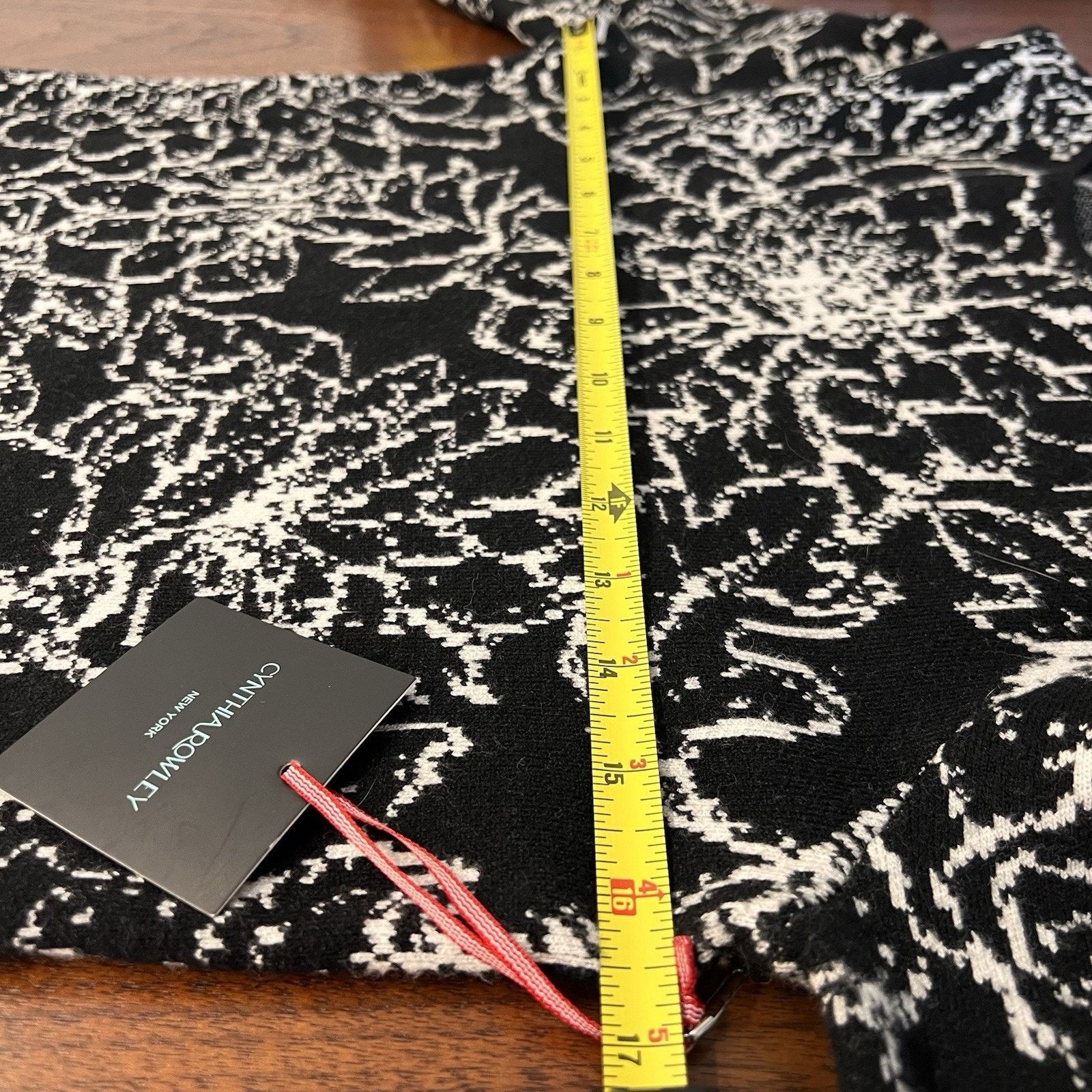 Cynthia Rowley NWT Cynthia Rowley Sweater Dress (S) Long Sleeve Black White Size S / US 4 / IT 40 - 4 Thumbnail
