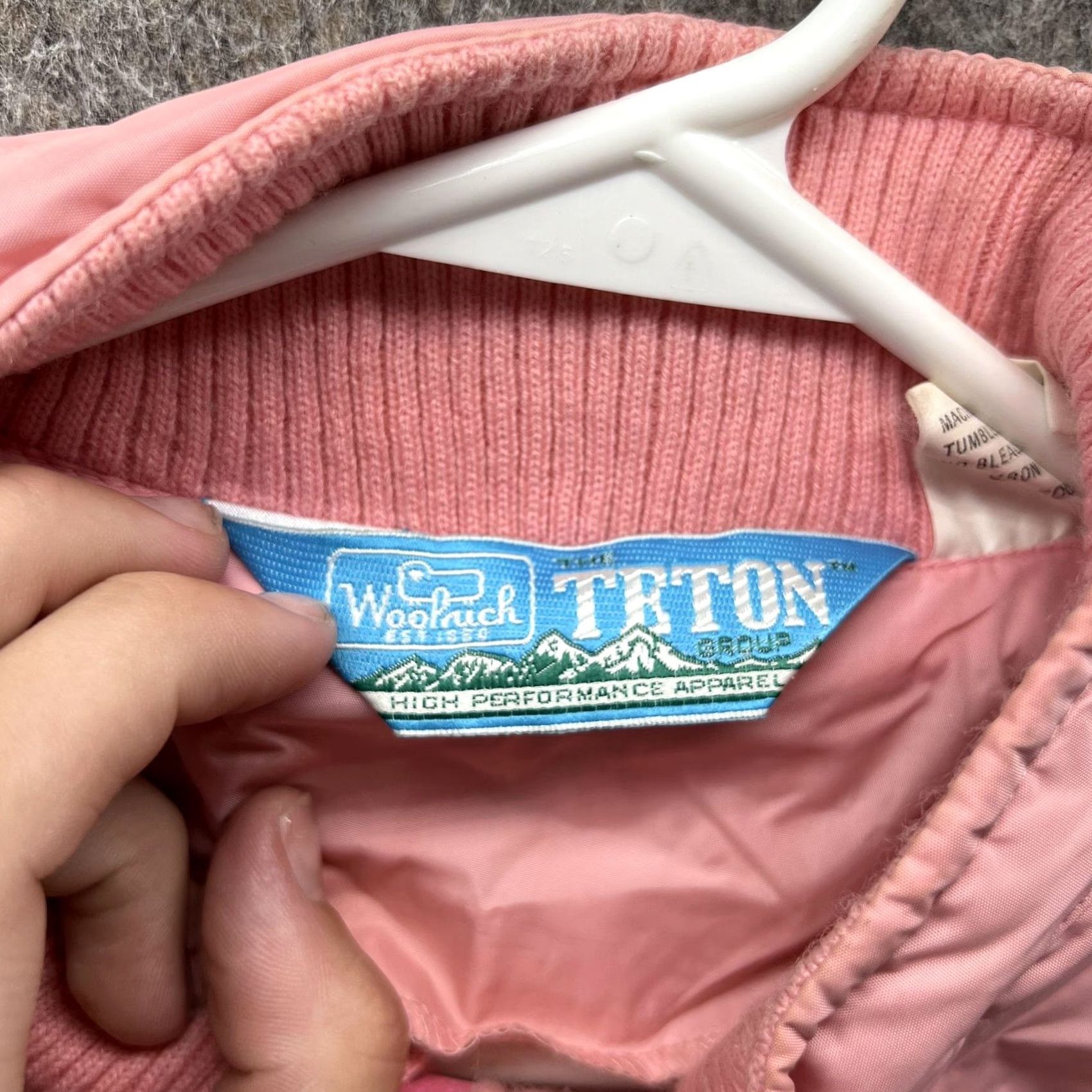 Vintage VINTAGE Woolrich Jacket Womens Large Pink Lightweight Hooded Windbreaker 90s Size L / US 10 / IT 46 - 5 Thumbnail