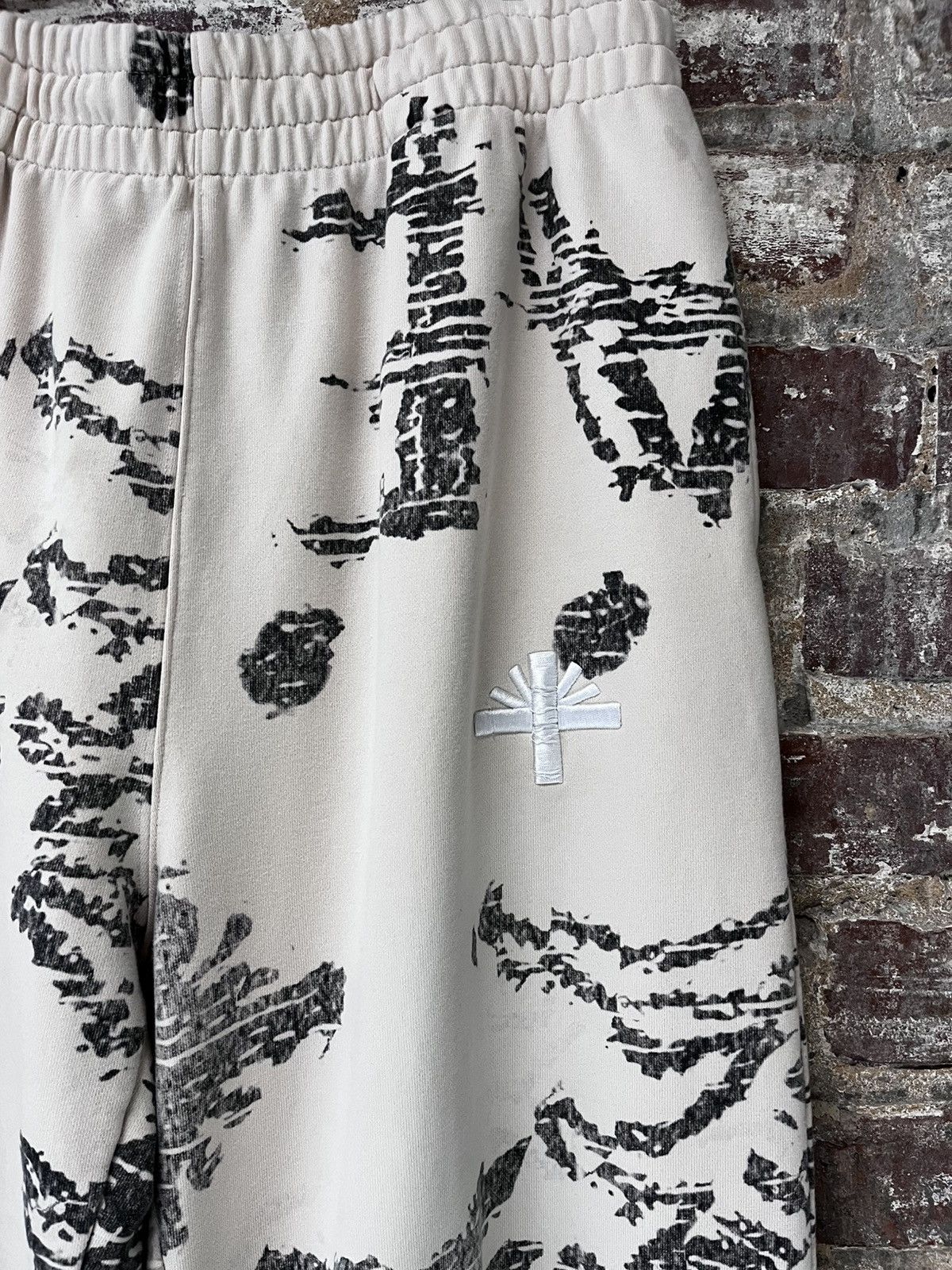 Vertabrae Vertabrae Graffiti Sweatpants Size US 36 / EU 52 - 2 Thumbnail