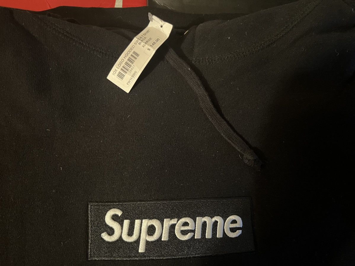 Supreme Supreme Black Box Logo FW16 Size US XL / EU 56 / 4 - 3 Thumbnail