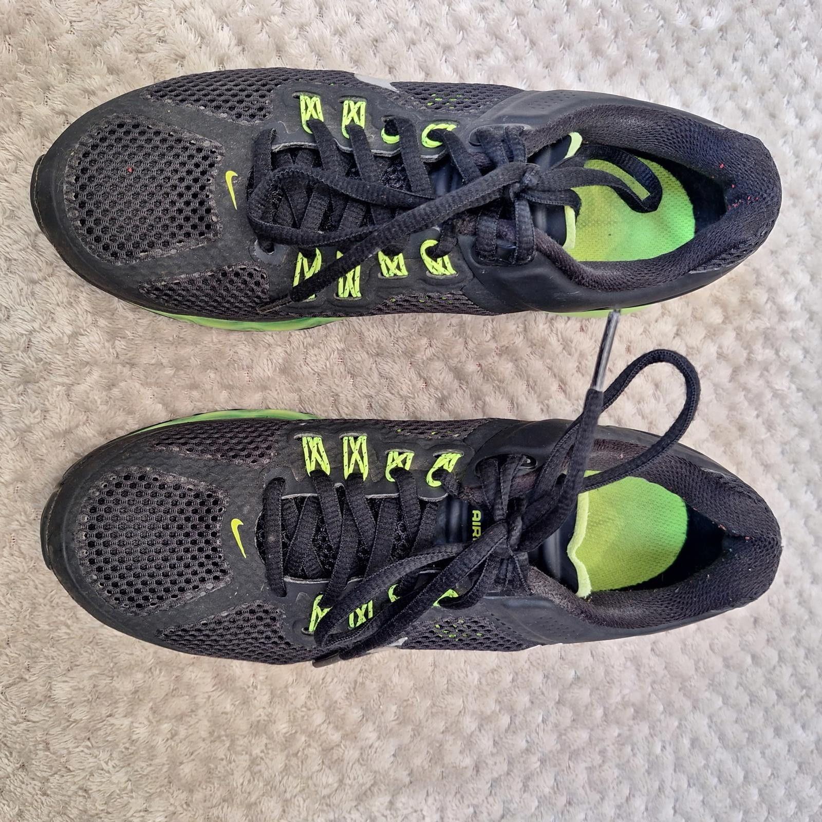 Nike NIKE Air Max 2013 GS 'Black Volt' Sneaker size 5Y, Wom7 Men5 Size US 5 / EU 37 - 4 Thumbnail