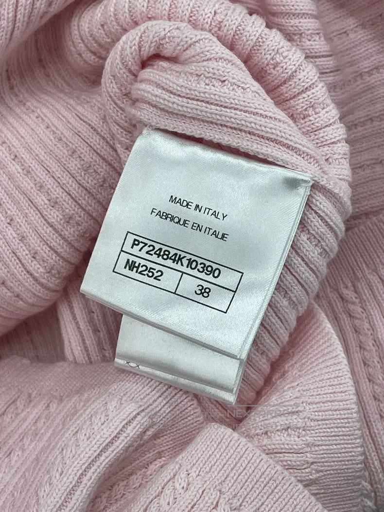 Chanel Chanel 22P Pink Knitted Lion Buckle Double C Short Sleeve Size XS / US 0-2 / IT 36-38 - 7 Thumbnail