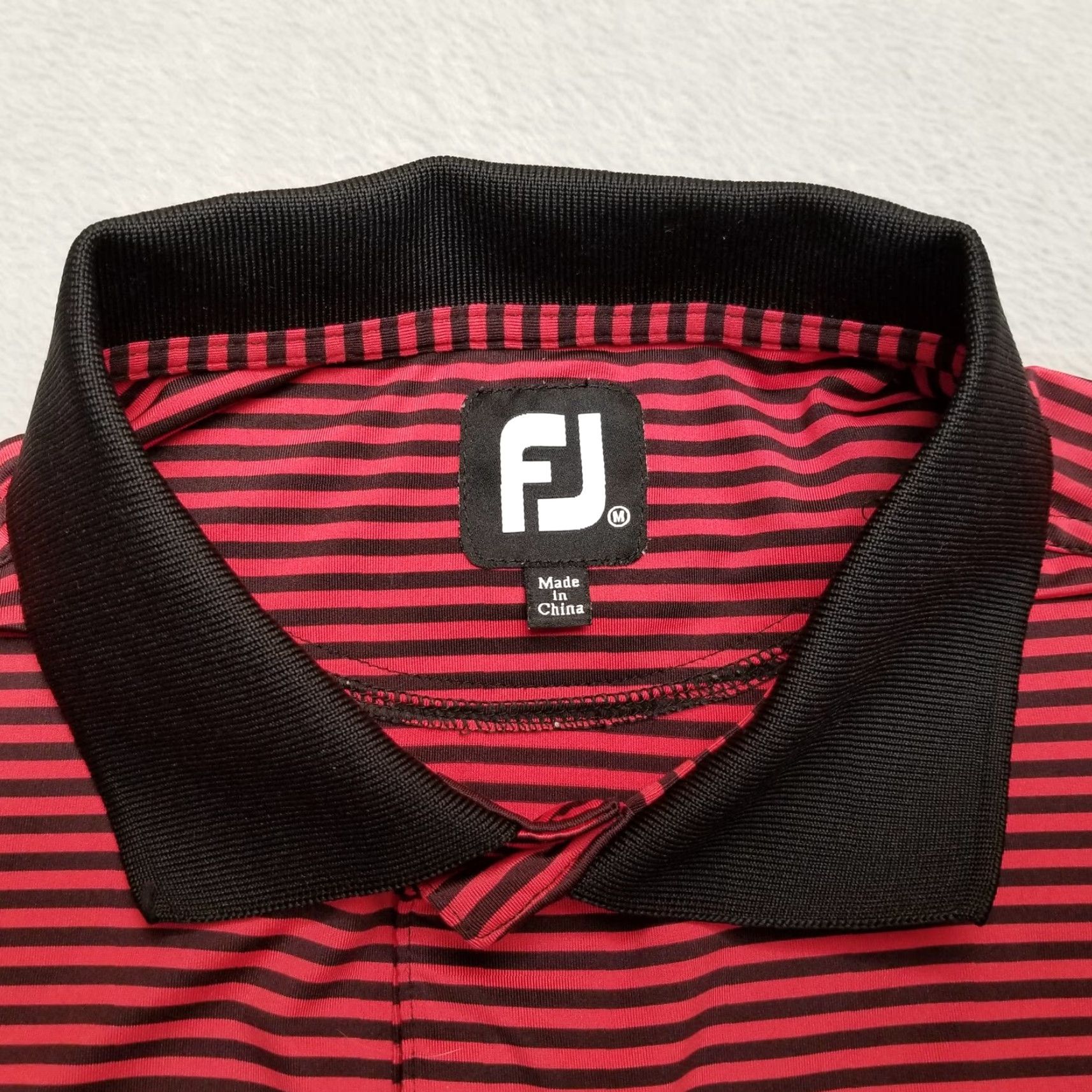 Footjoy FootJoy Polo Shirt Men M Red Black Striped Golf Performance Missoula Club Shirt Polo Golf Performance FootJoy Mens M Red Striped Polo Missoula Club Size US M / EU 48-50 / 2 - 5 Thumbnail