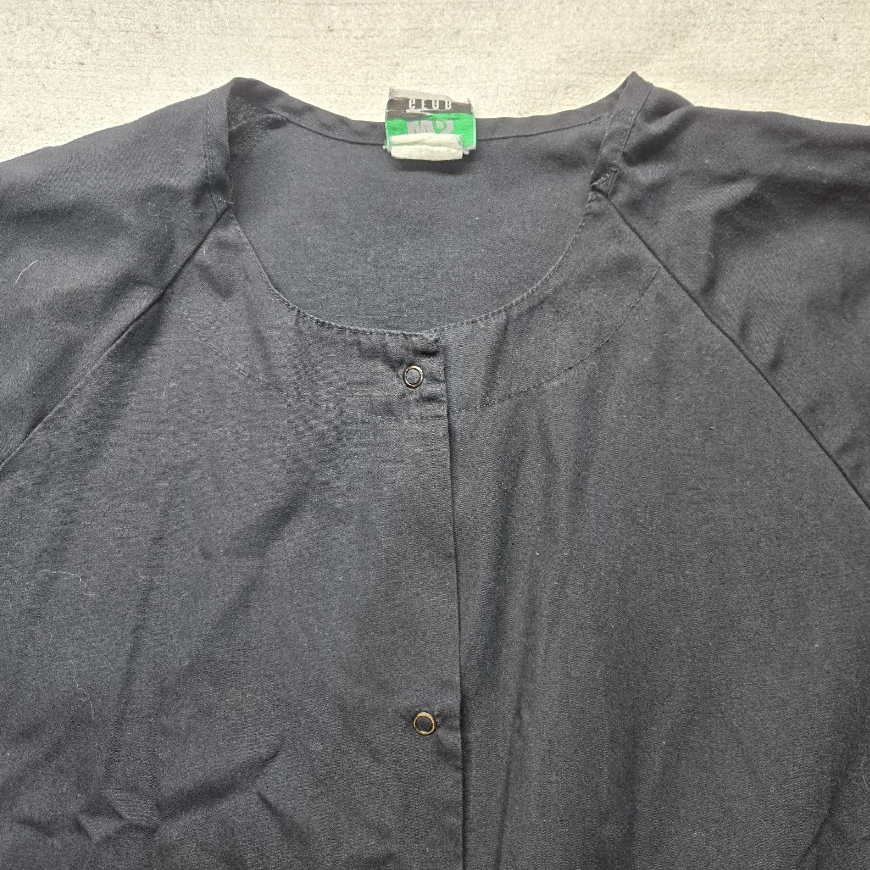 Vintage WS Gear Shirt Scrub Solid Black Nurse Doctor Top Adult XL Button Snap Black Scrub Shirt Unisex Mens Womens Size US XL / EU 56 / 4 - 2 Thumbnail
