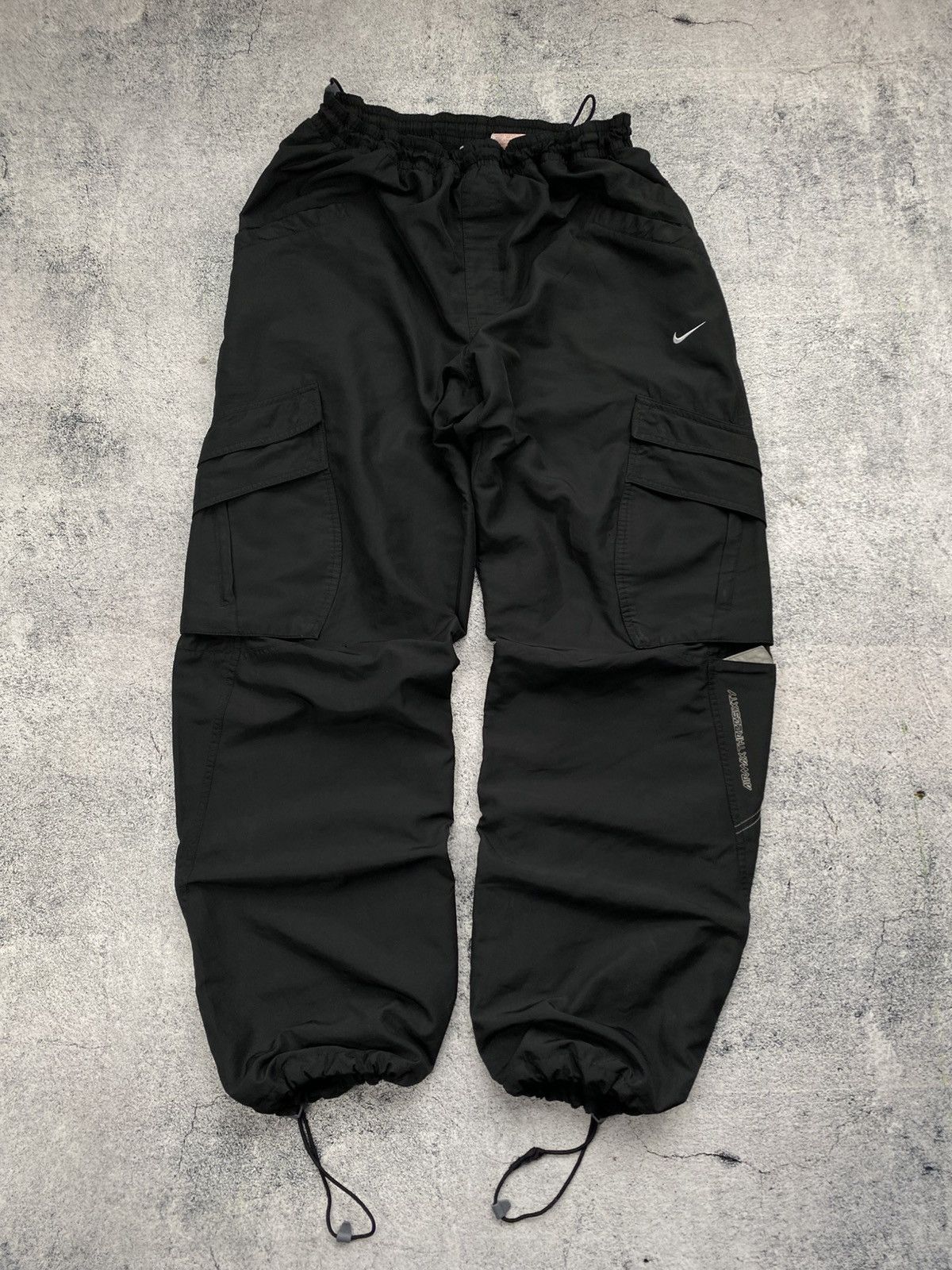 Vintage Nike Rare Cargo Nylon Parachute Y2K Tightening Pants