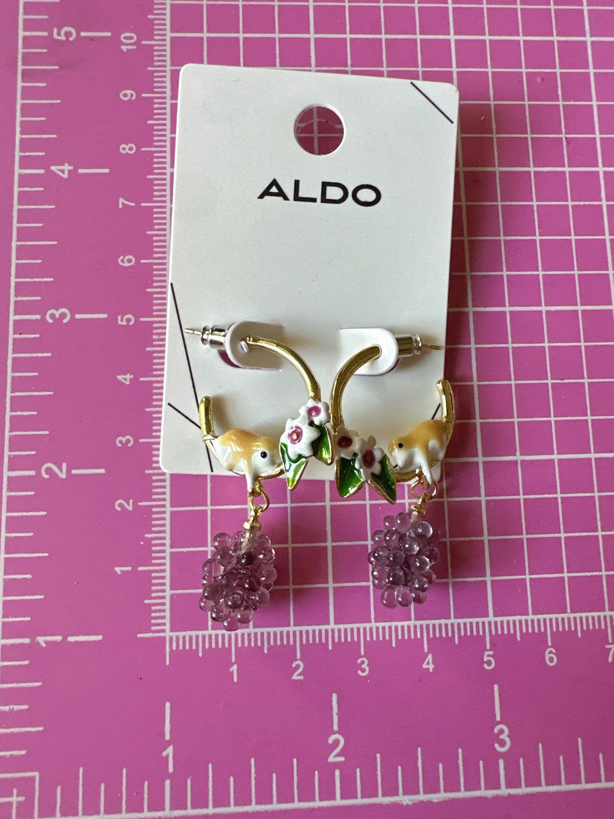 Aldo Aldo earrings gold tone open loops Weasal stealing grapes Size ONE SIZE - 2 Thumbnail