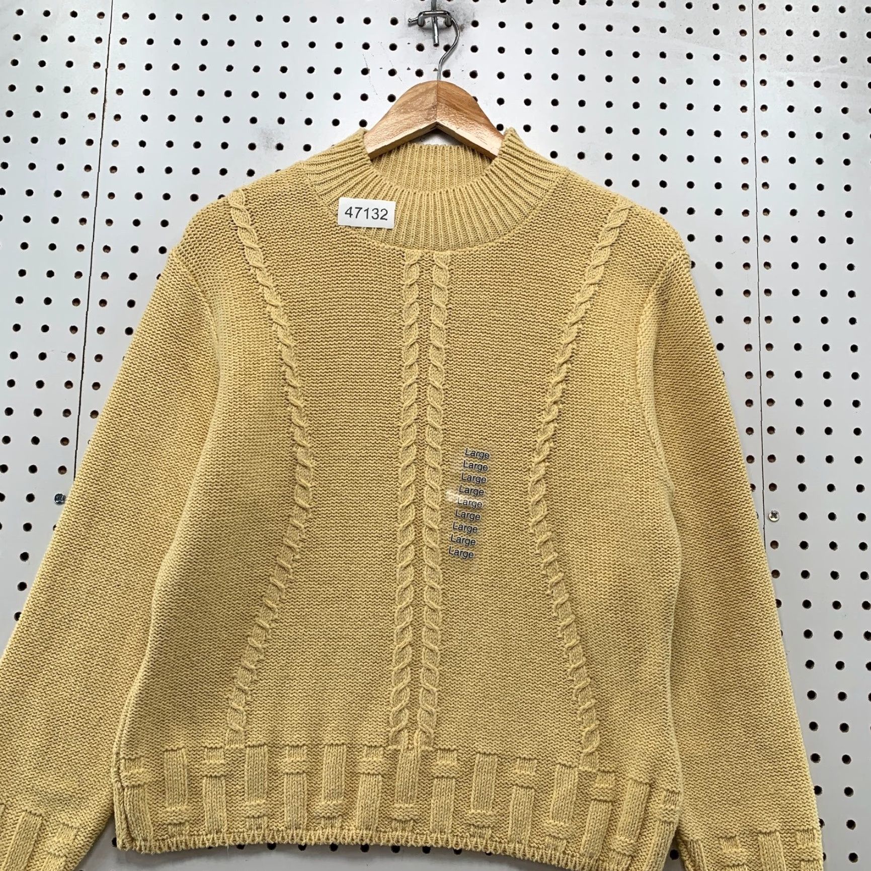 Vintage VINTAGE St Johns Sweater Women L Yellow Heavyweight Cable Knit USA Crew Neck Pullover Casual Mens Girls Womens Size L / US 10 / IT 46 - 3 Thumbnail