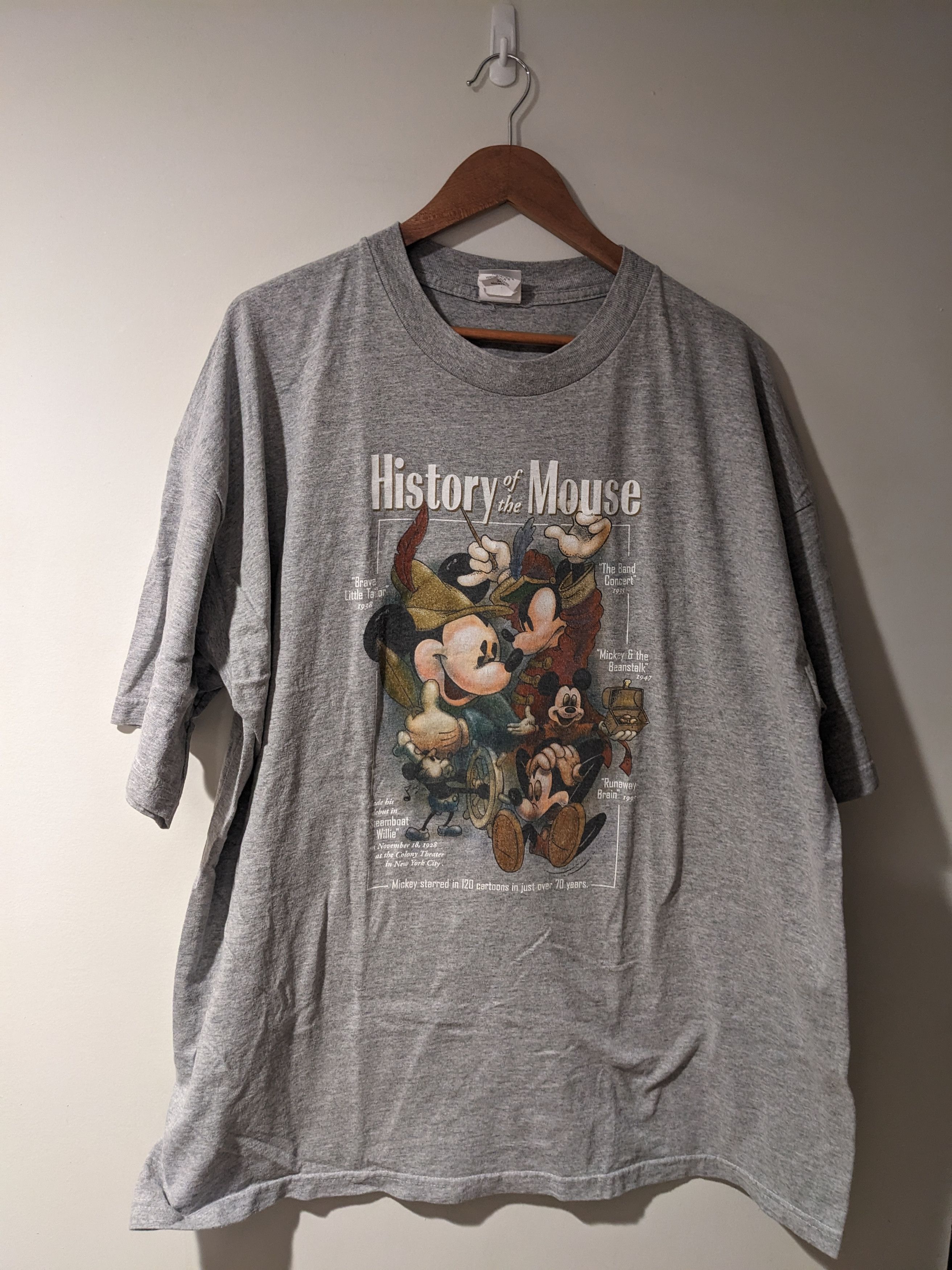 Disney × Vintage Vintage 90s History of the Mickey Mouse Disney Store T-Shirt Size US XXL / EU 58 / 5 - 1 Thumbnail