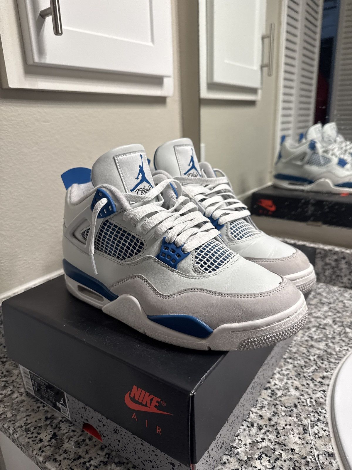 Nike Jordan 4 Military Blue Size US 9.5 / EU 42-43 - 1 Thumbnail